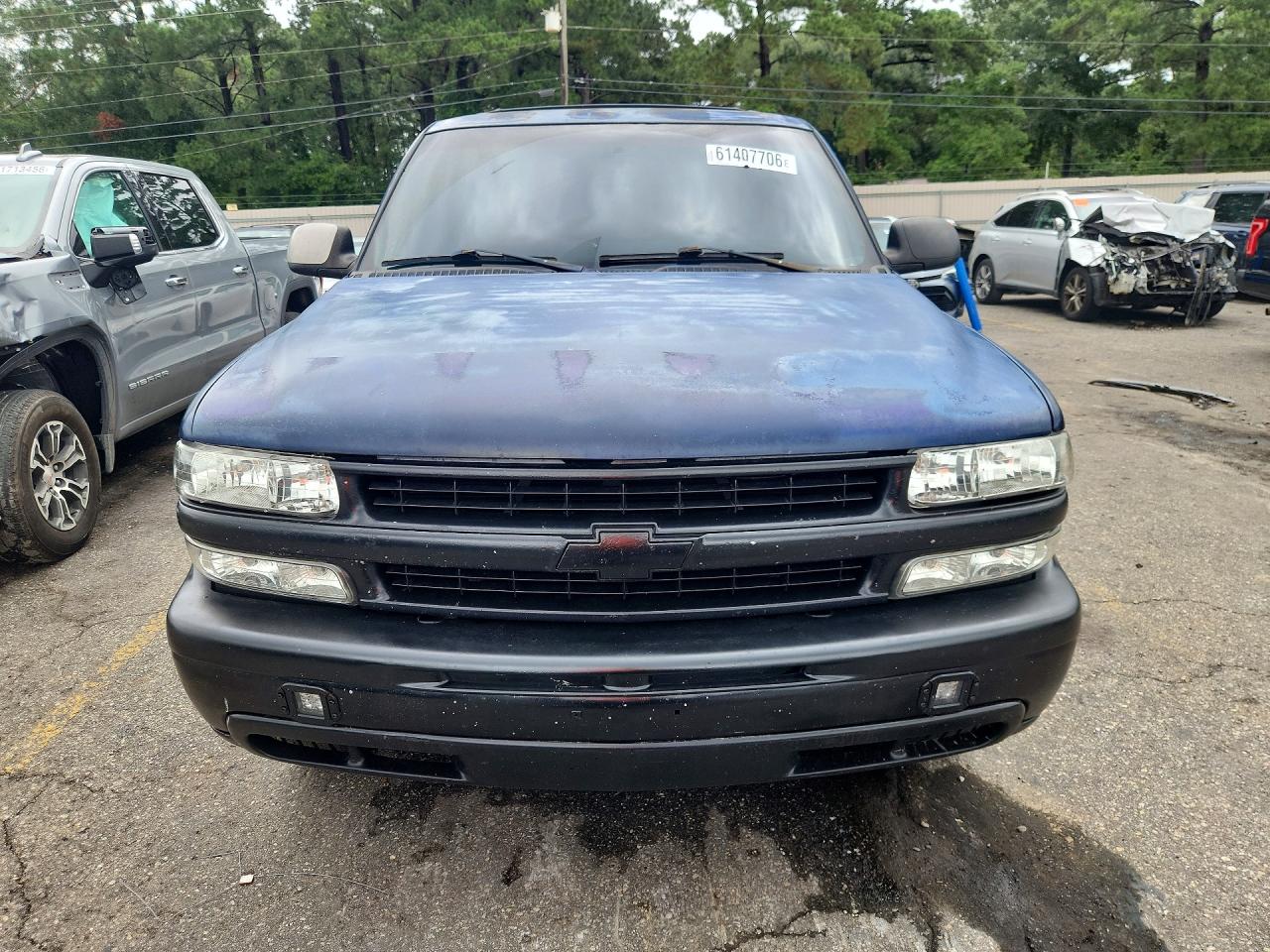 2003 Chevrolet Tahoe C1500 Синий vin: 1GNEC13V73R117219