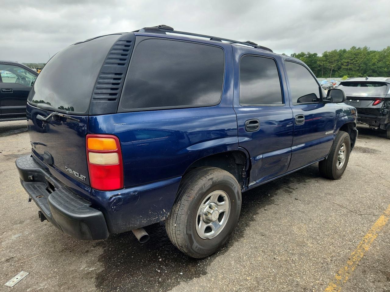 2003 Chevrolet Tahoe C1500 Синий vin: 1GNEC13V73R117219