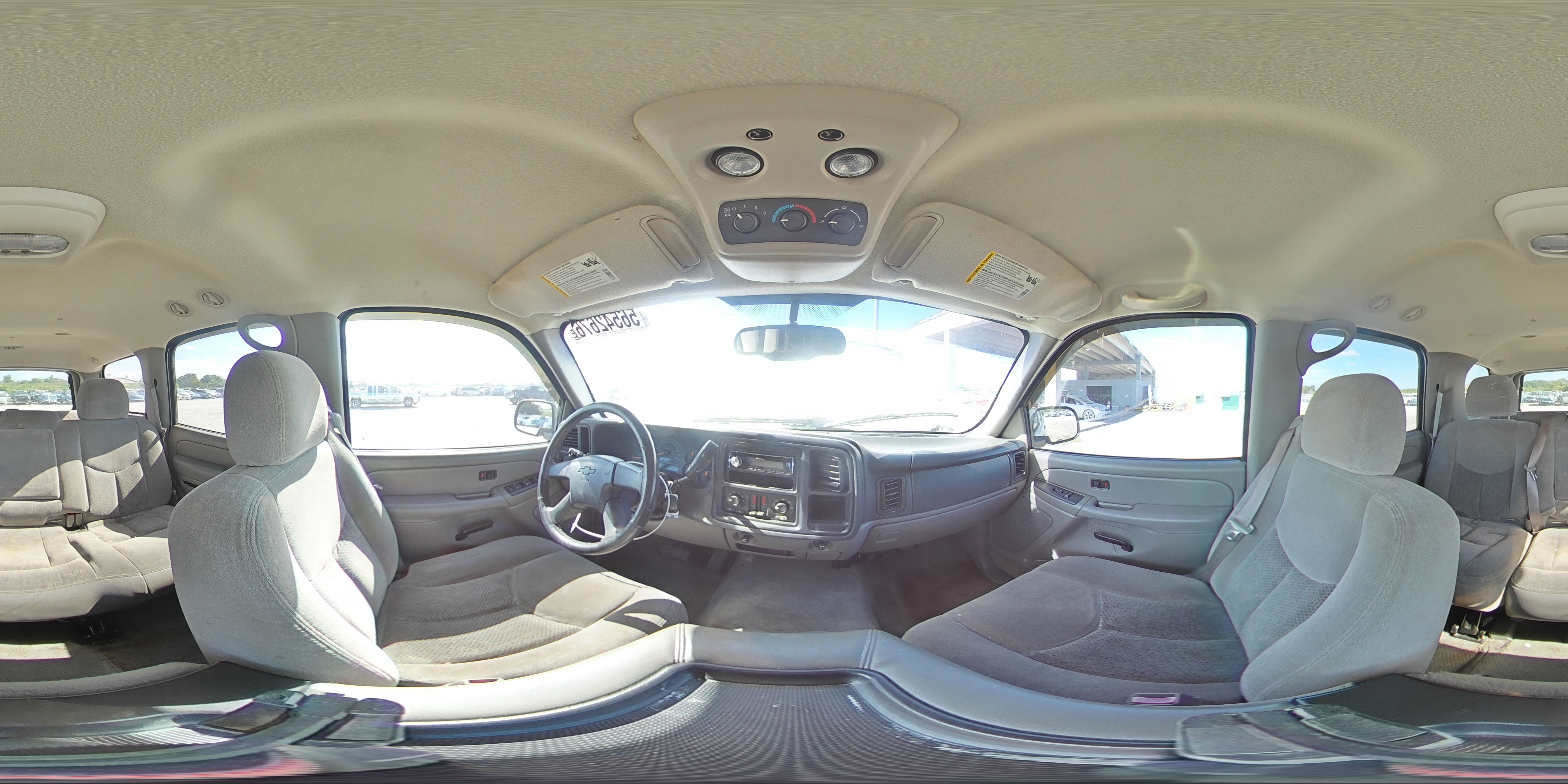 2004 Chevrolet Tahoe C1500 White vin: 1GNEC13V74R320001