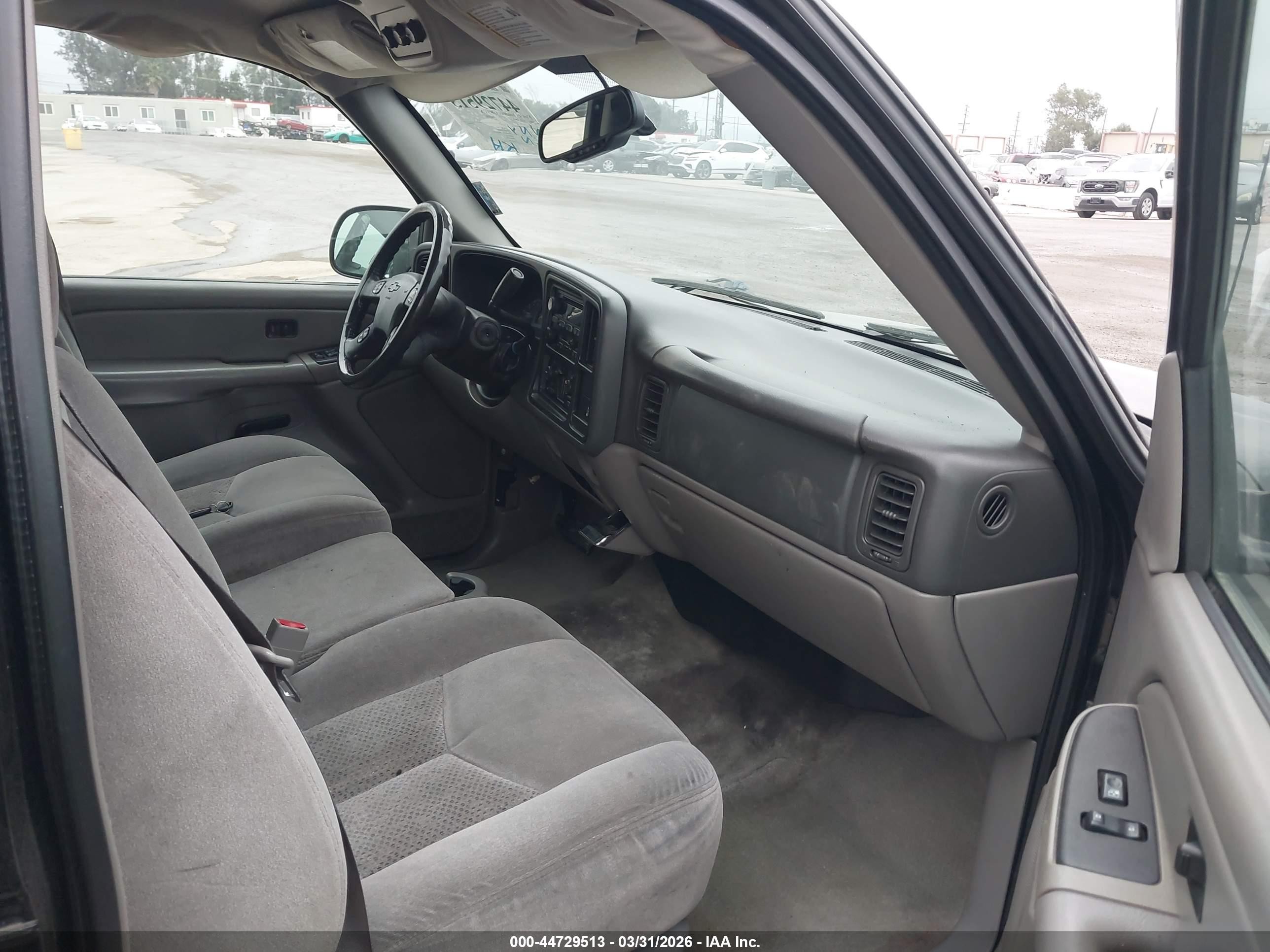 2005 Chevrolet Tahoe Ls Black vin: 1GNEC13V75R259525