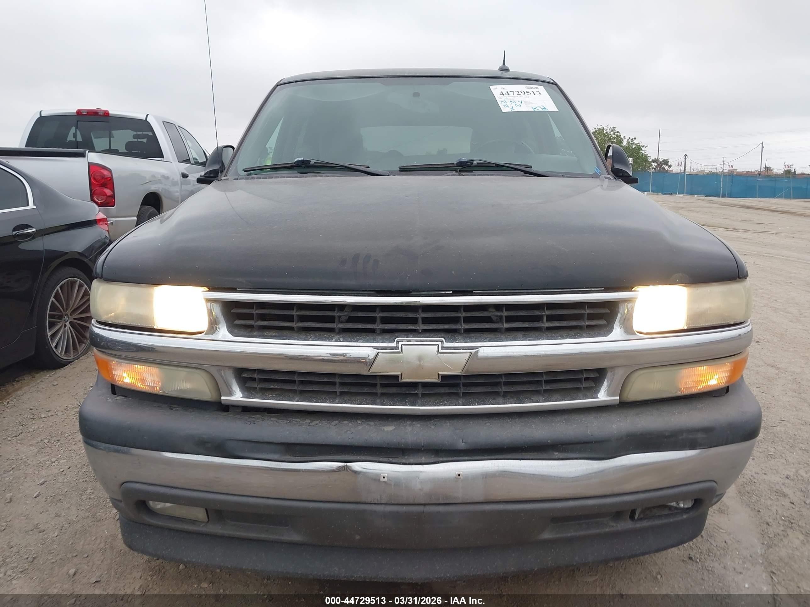 2005 Chevrolet Tahoe Ls Black vin: 1GNEC13V75R259525