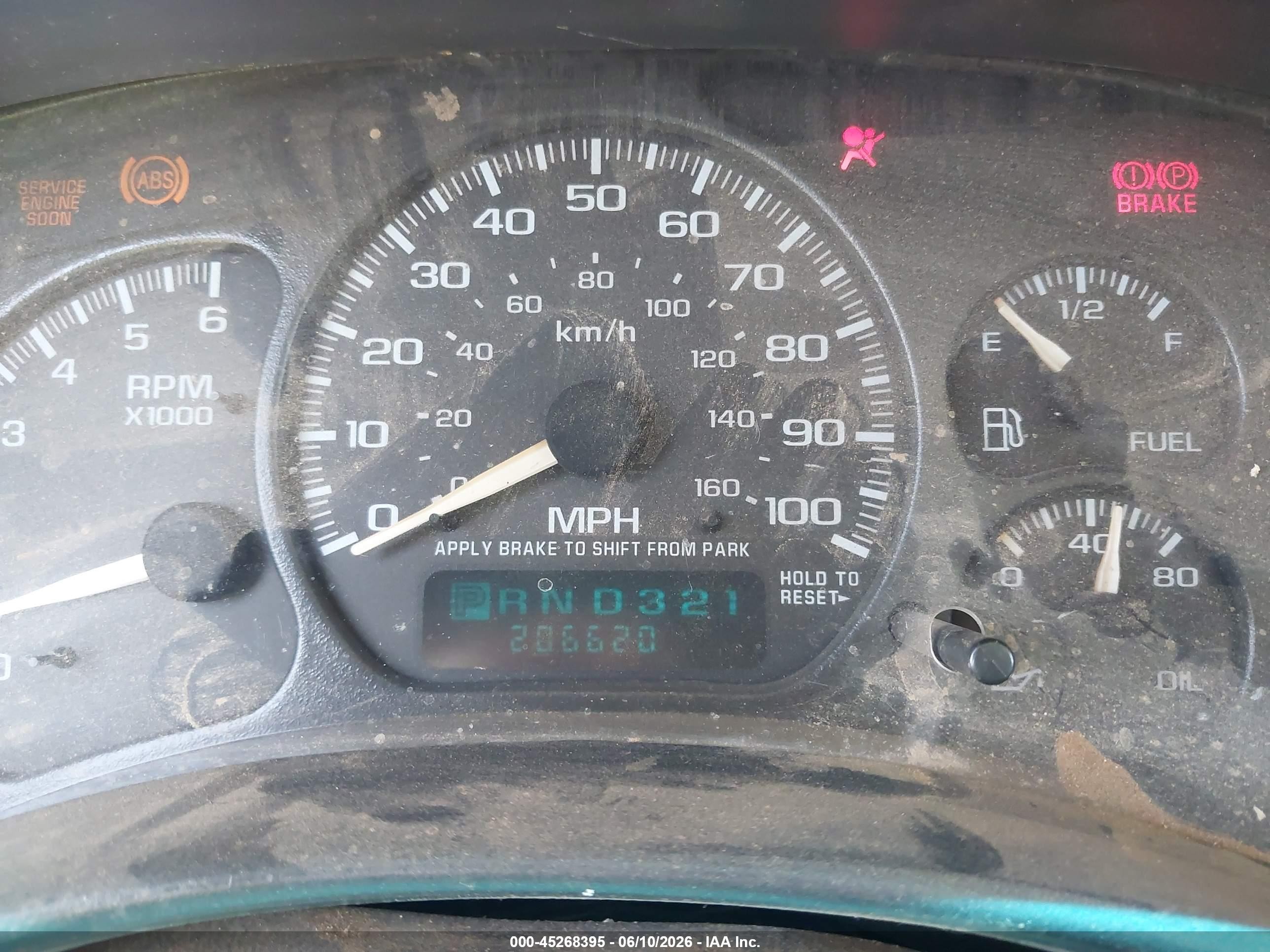 2002 Chevrolet Tahoe Ls Gold vin: 1GNEC13V82R179307