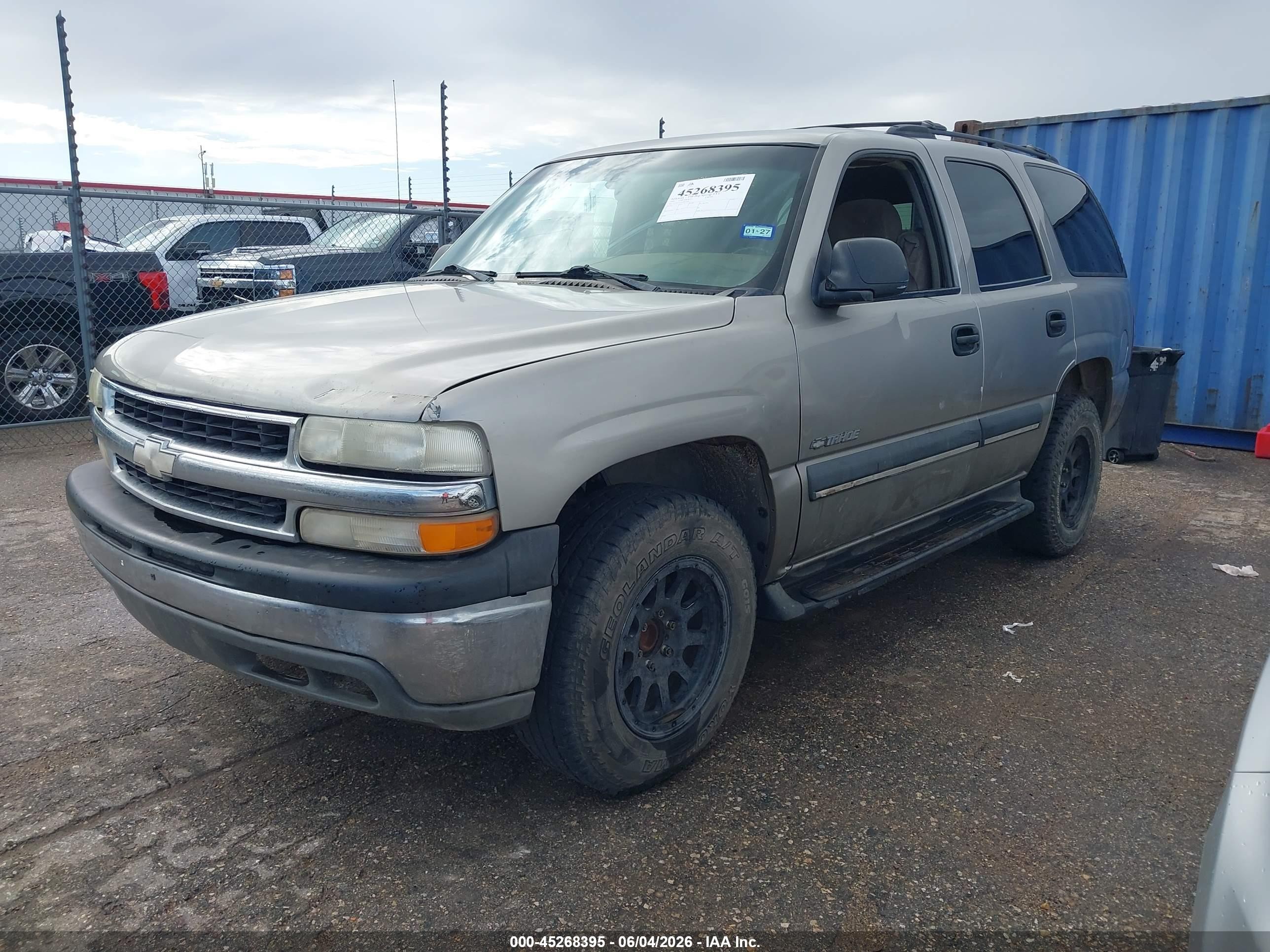 2002 Chevrolet Tahoe Ls Gold vin: 1GNEC13V82R179307