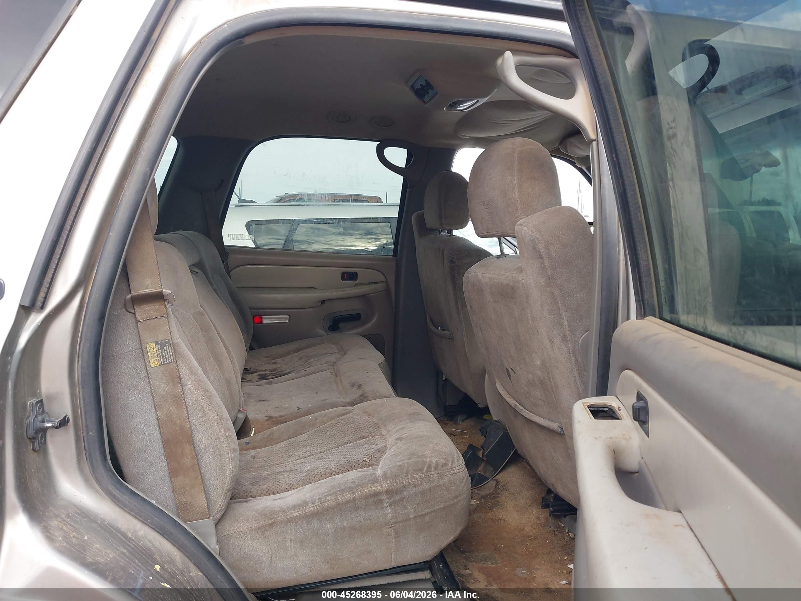 2002 Chevrolet Tahoe Ls Gold vin: 1GNEC13V82R179307