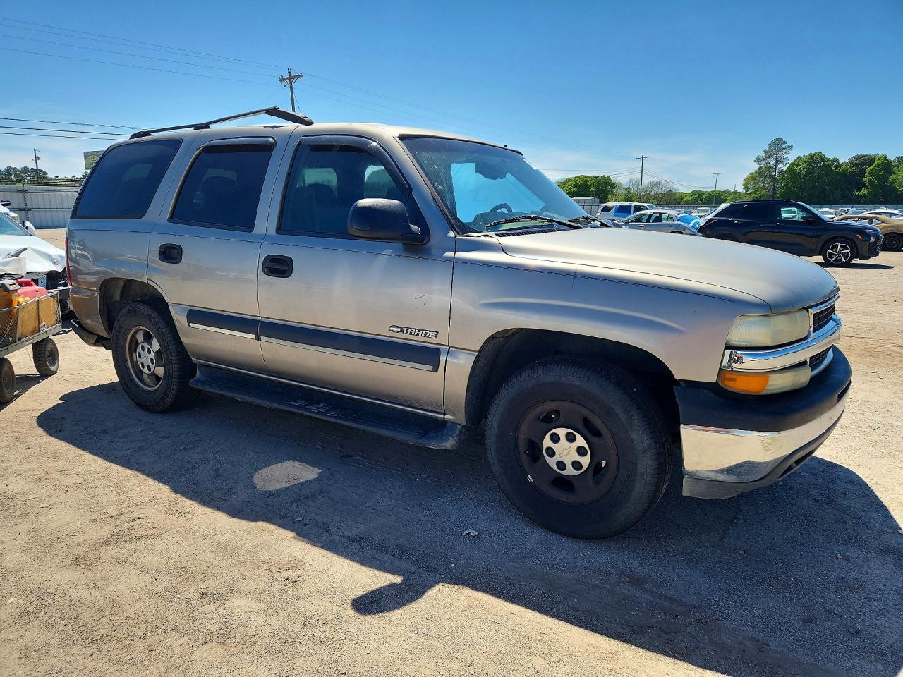2003 Chevrolet Tahoe C1500 Tan vin: 1GNEC13V83R139617