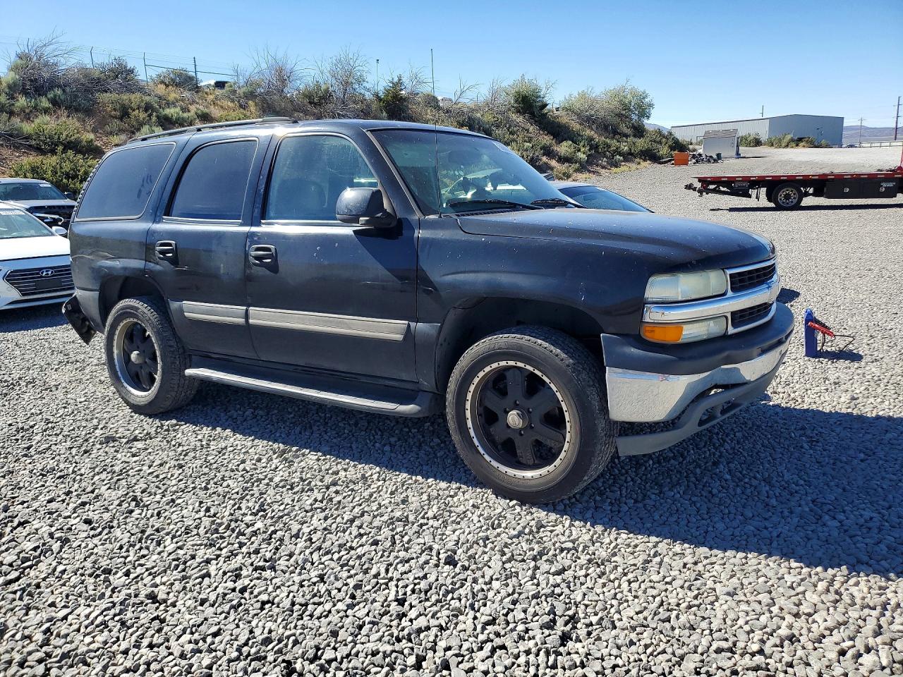 2004 Chevrolet Tahoe C1500 Black vin: 1GNEC13V84R297134