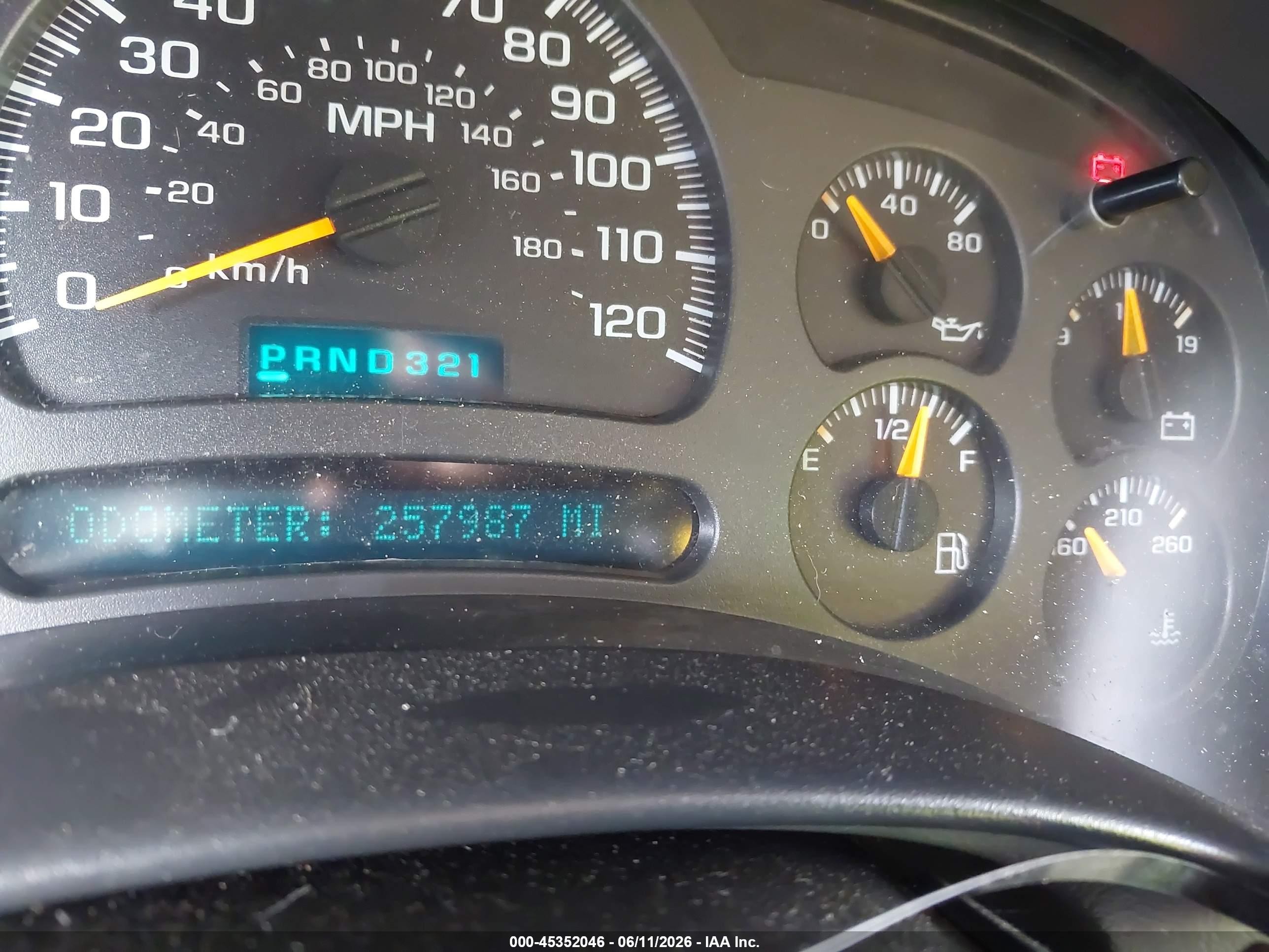 2004 Chevrolet Tahoe Ls Бежевый vin: 1GNEC13V84R316751