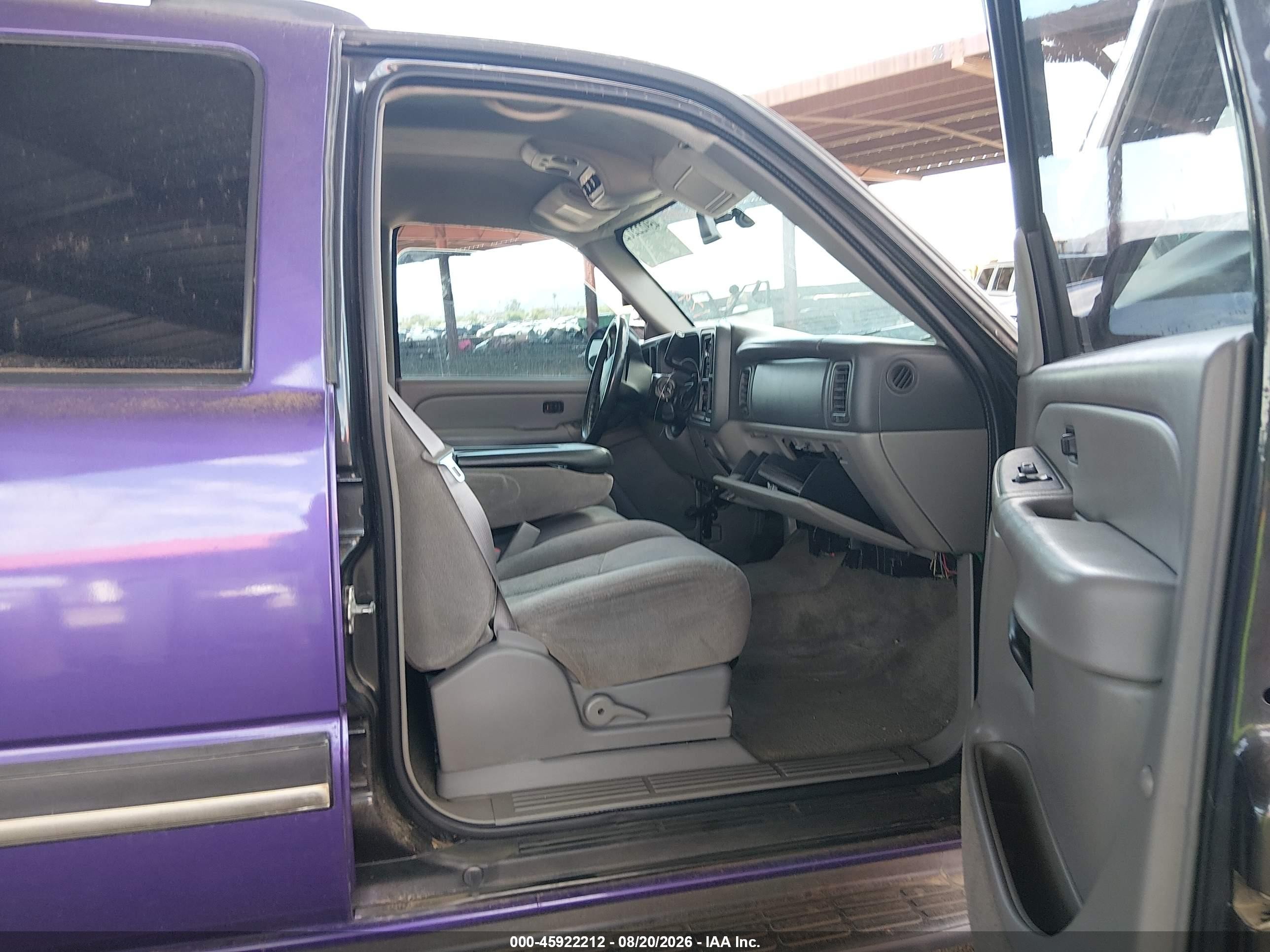 2005 Chevrolet Tahoe Ls Purple vin: 1GNEC13V85J244255