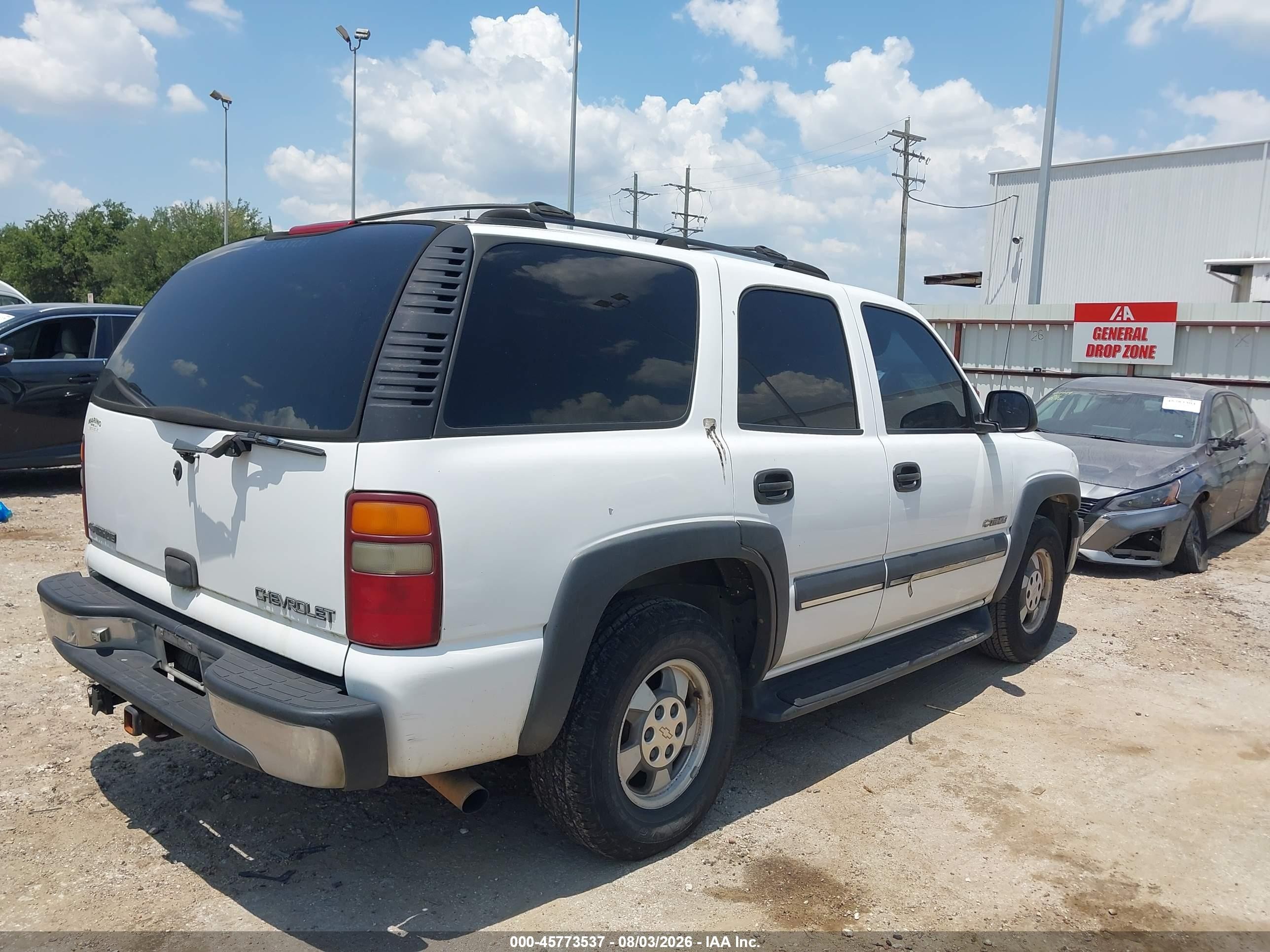 2002 Chevrolet Tahoe Ls White vin: 1GNEC13V92R150480