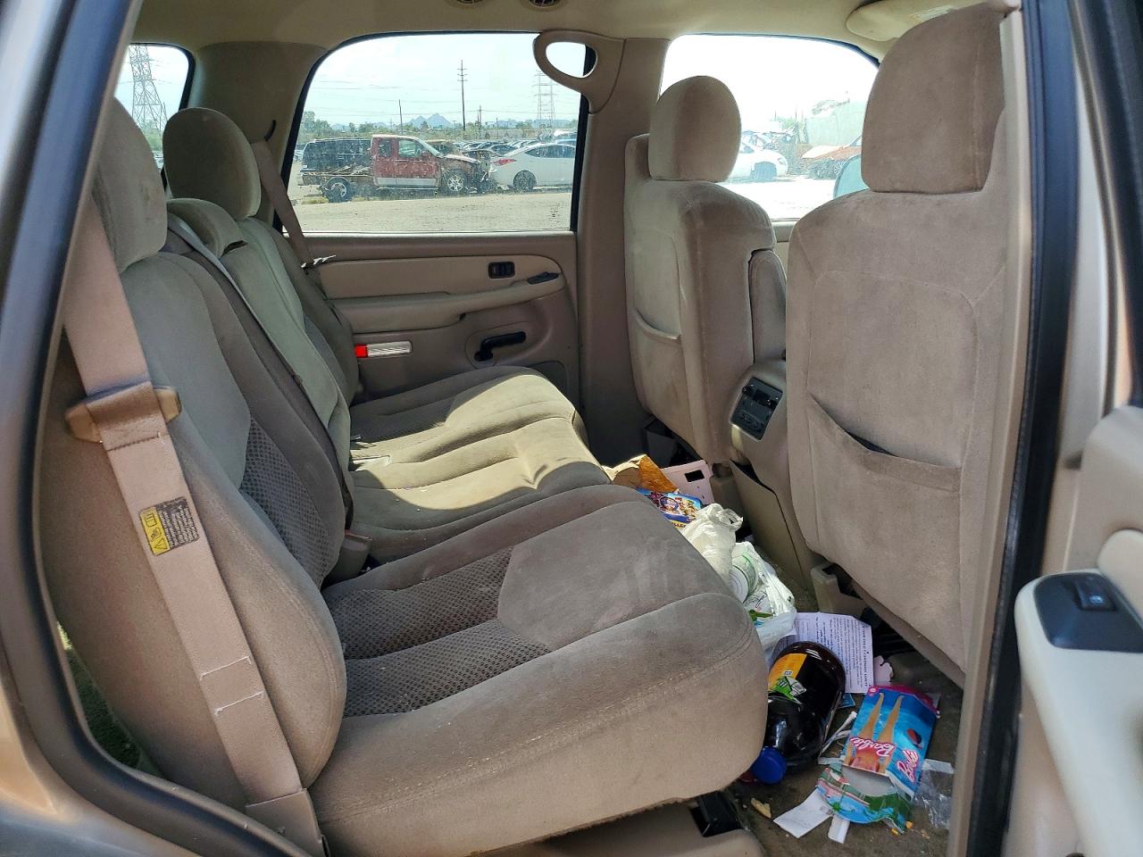 2003 Chevrolet Tahoe C1500 Gold vin: 1GNEC13V93R134930