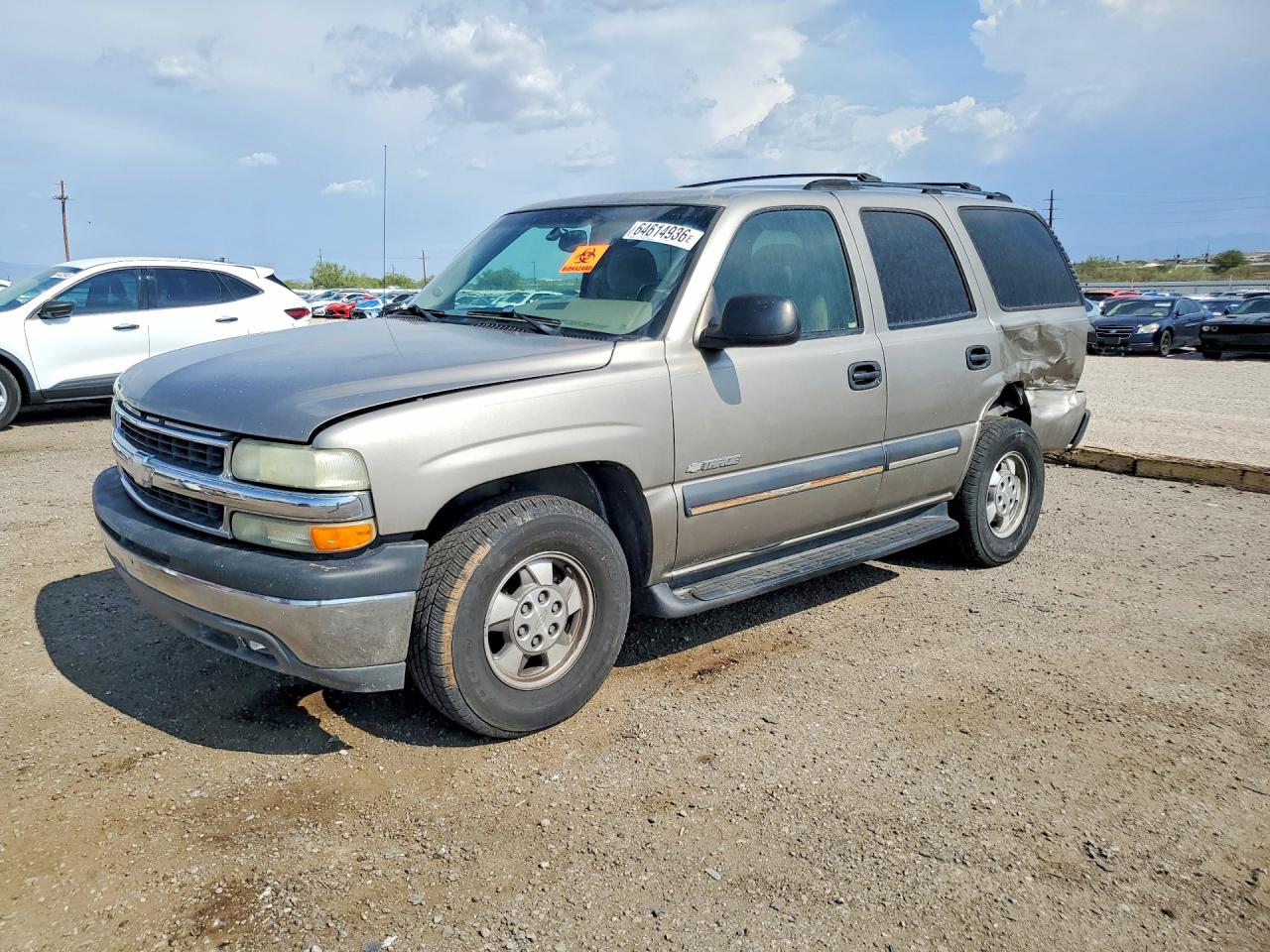 2003 Chevrolet Tahoe C1500 Gold vin: 1GNEC13V93R134930
