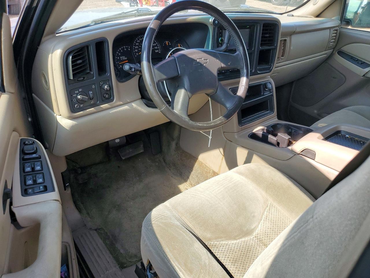 2003 Chevrolet Tahoe C1500 Gold vin: 1GNEC13V93R134930