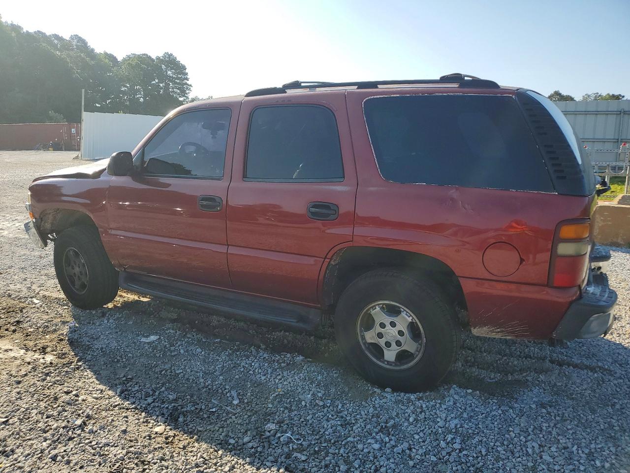 2002 Chevrolet Tahoe C1500 Burgundy vin: 1GNEC13VX2R216583