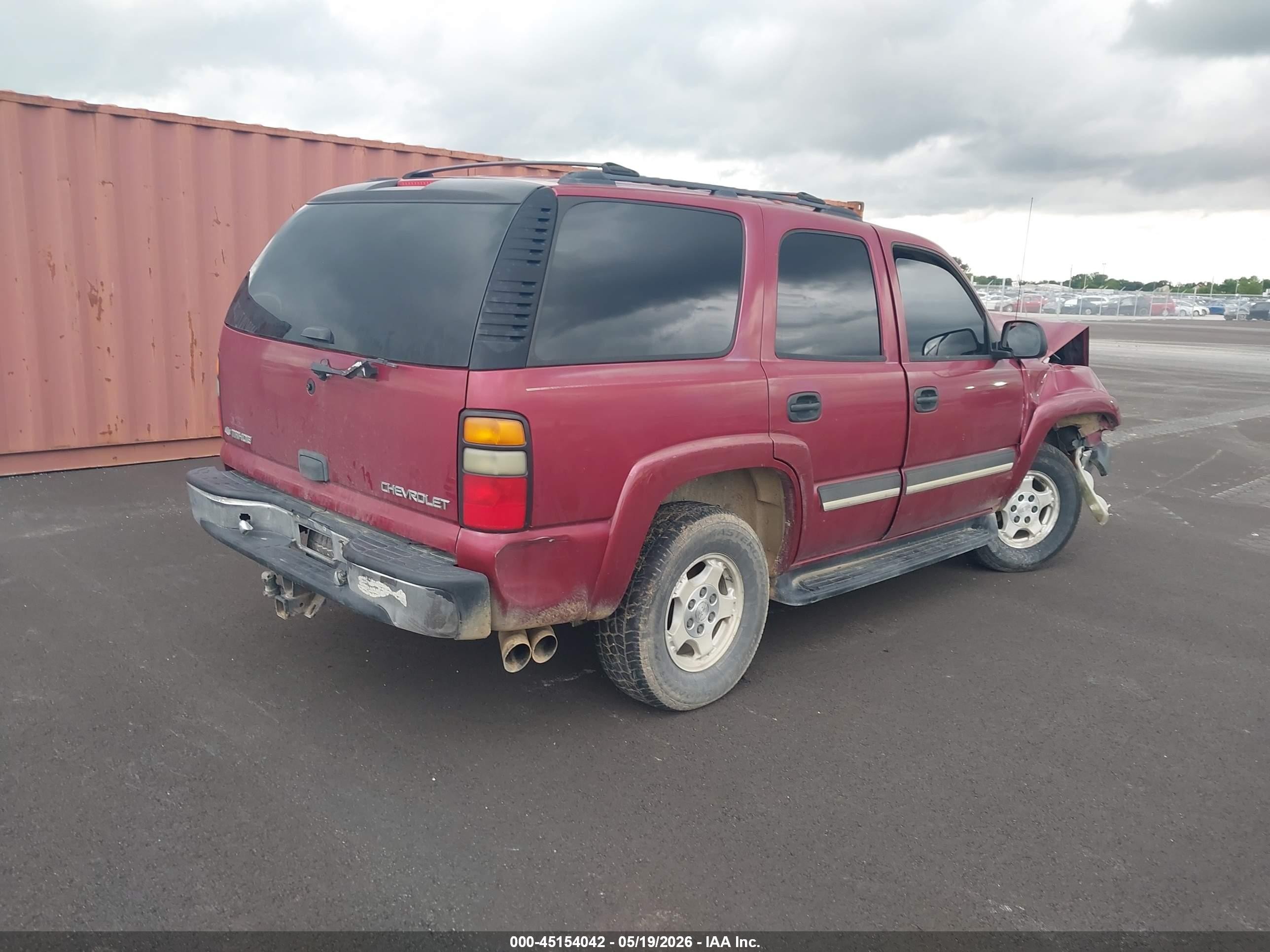 2005 Chevrolet Tahoe Ls Красный vin: 1GNEC13VX5R263598