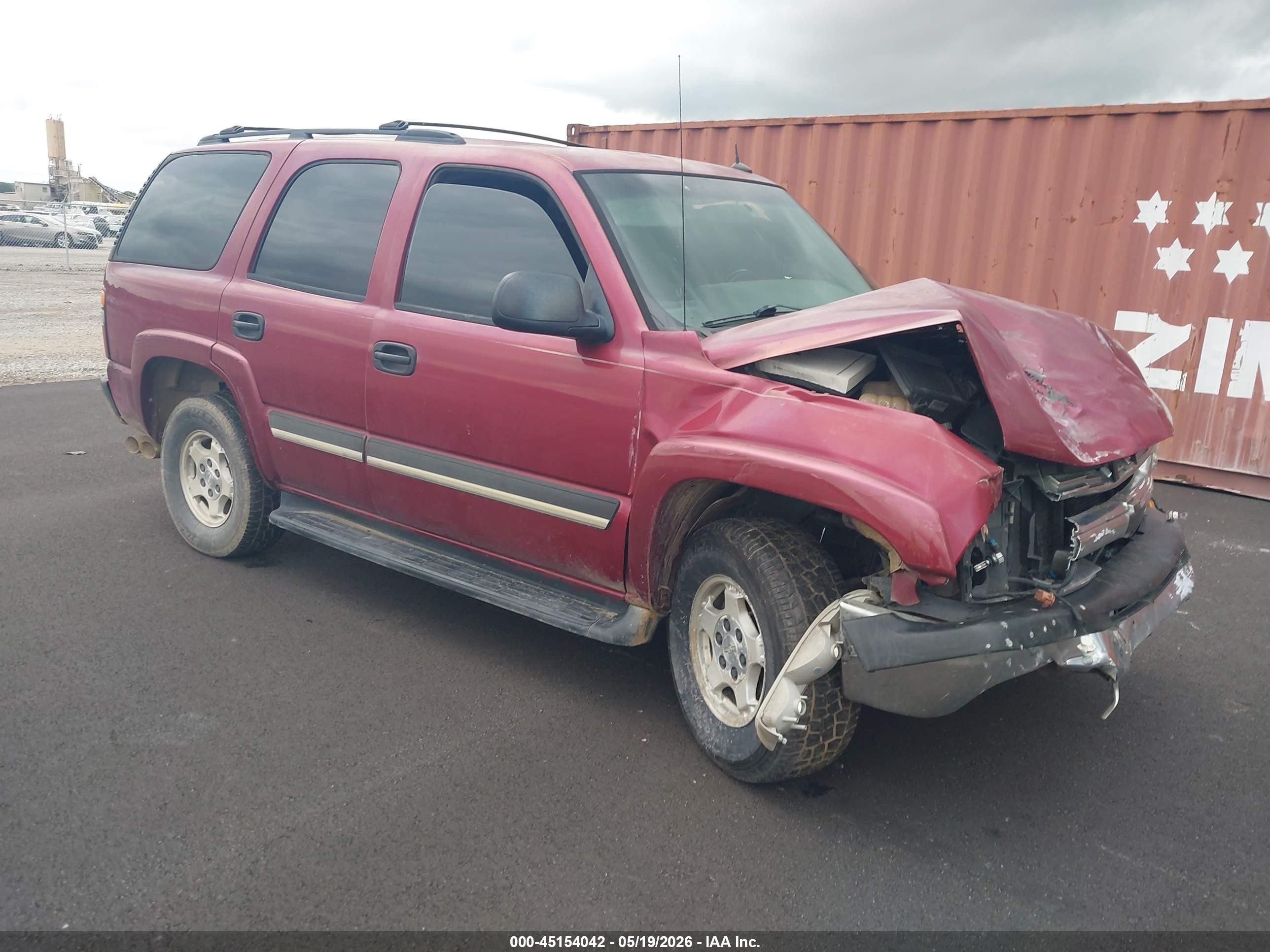 2005 Chevrolet Tahoe Ls Красный vin: 1GNEC13VX5R263598