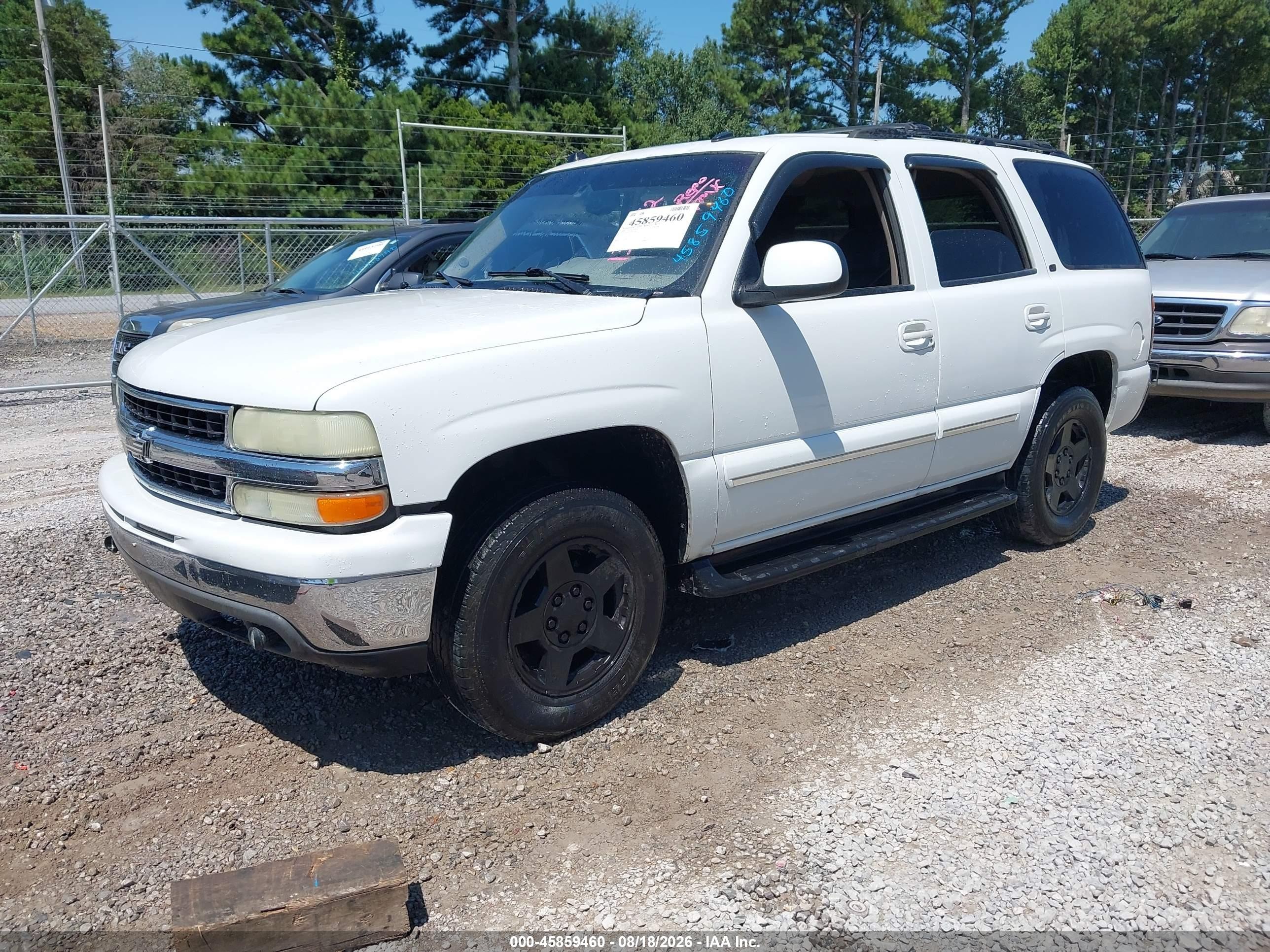 2004 Chevrolet Tahoe Lt White vin: 1GNEC13Z04J135872