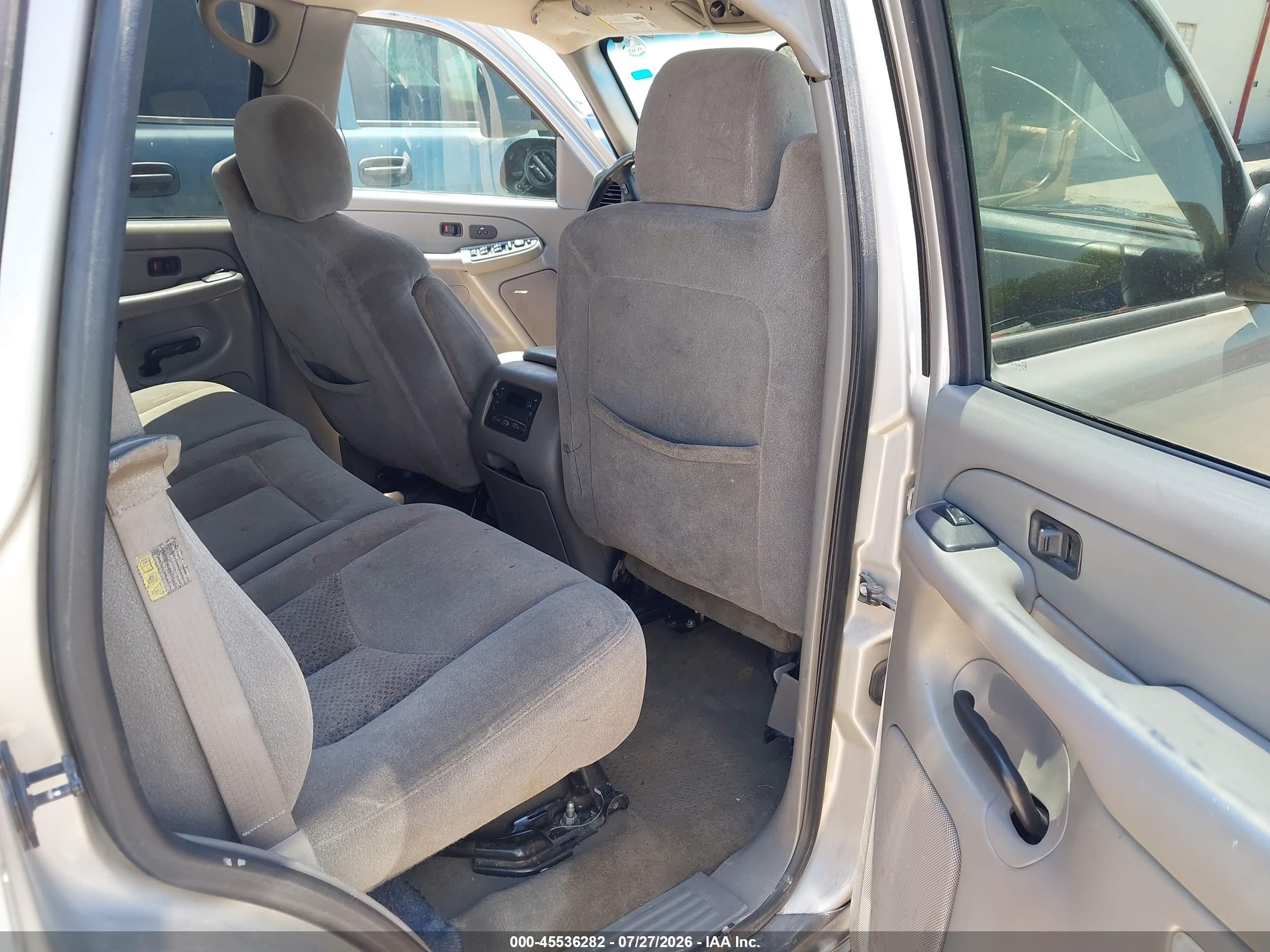 2004 Chevrolet Tahoe Ls Beige vin: 1GNEC13Z04R137252
