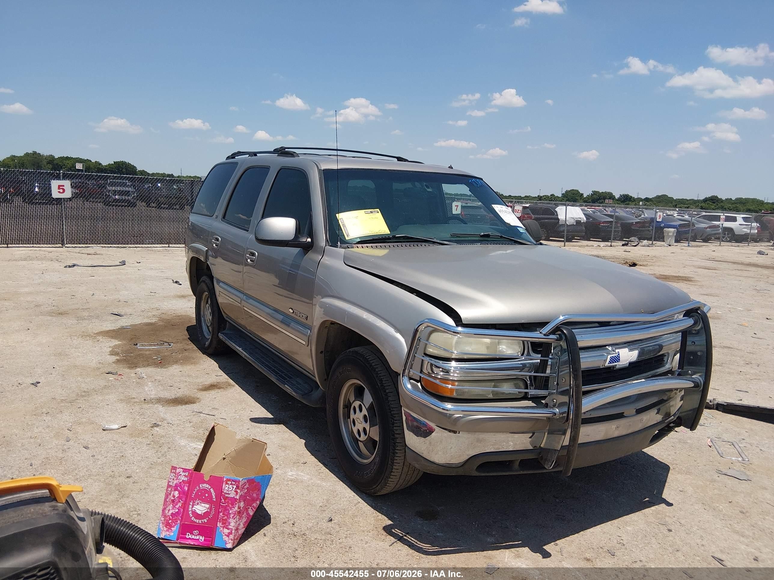 2002 Chevrolet Tahoe Lt Tan vin: 1GNEC13Z12R116598