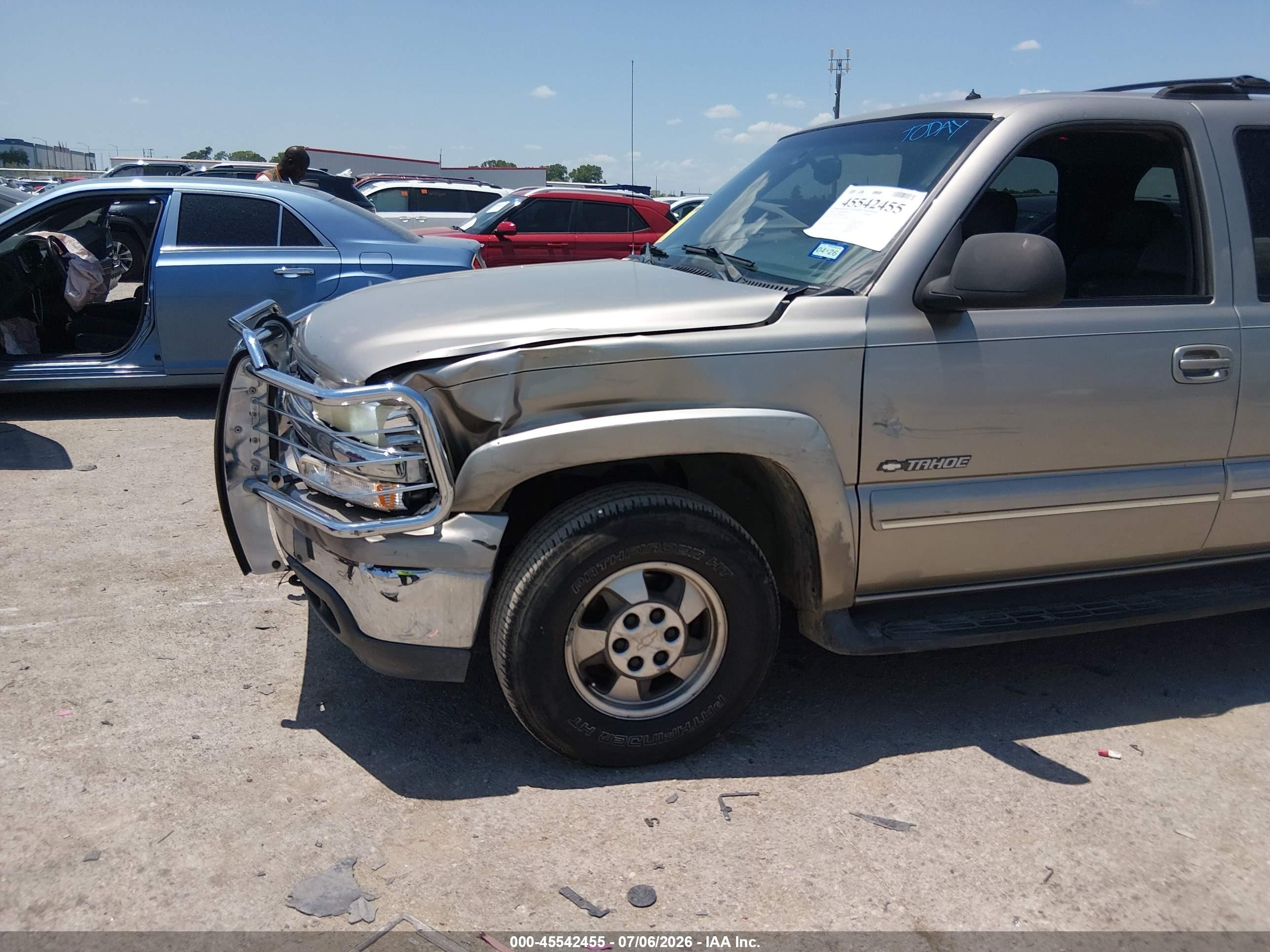 2002 Chevrolet Tahoe Lt Желто-коричневый vin: 1GNEC13Z12R116598