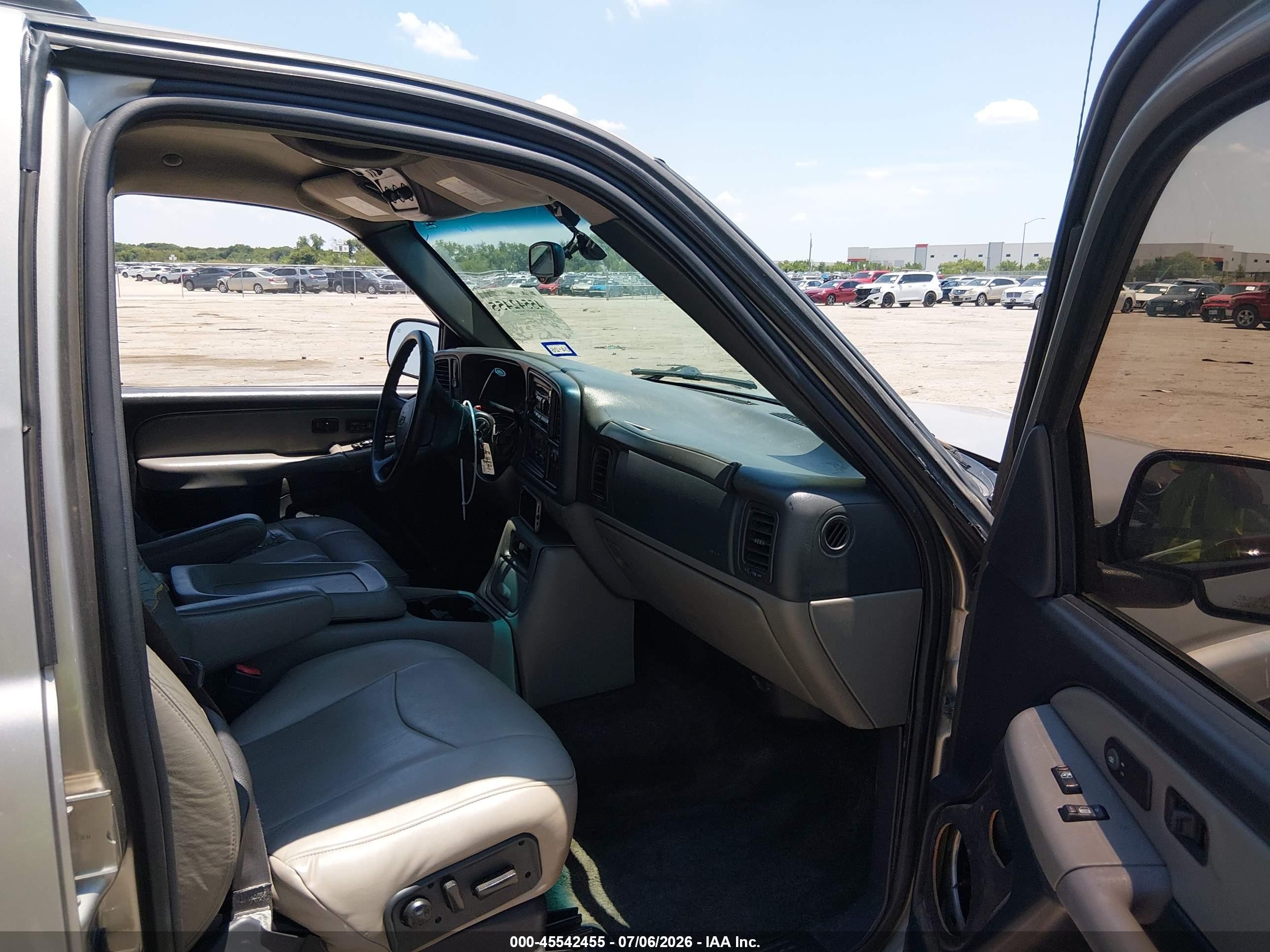 2002 Chevrolet Tahoe Lt Желто-коричневый vin: 1GNEC13Z12R116598