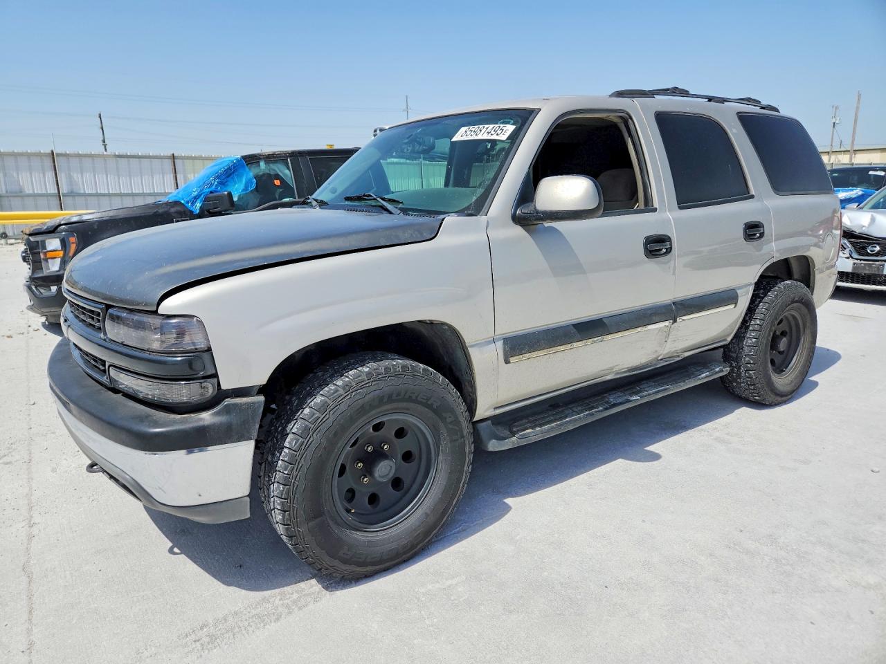 2004 Chevrolet Tahoe Gold vin: 1GNEC13Z14R106804