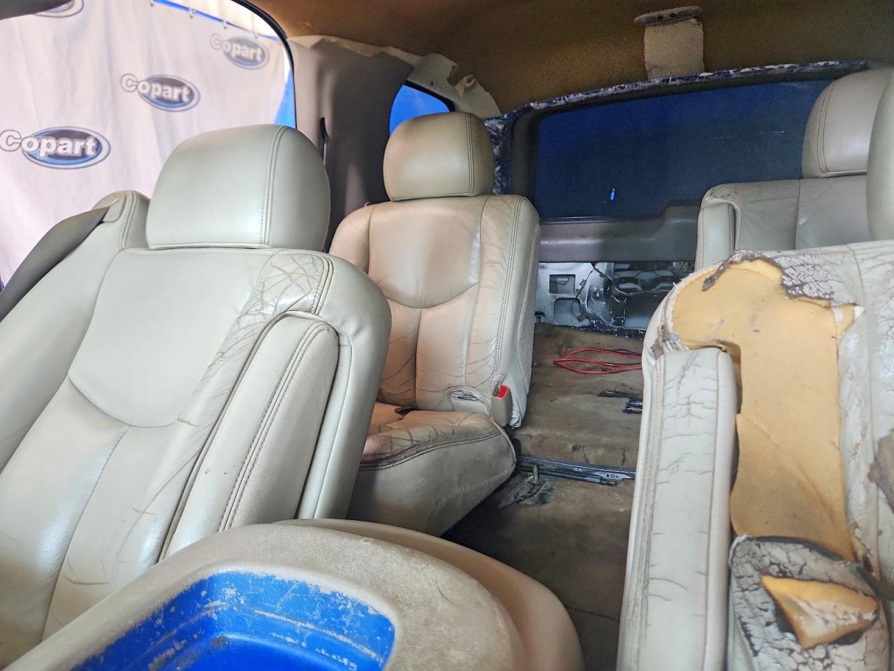 2004 Chevrolet Tahoe C1500 Черный vin: 1GNEC13Z14R208703