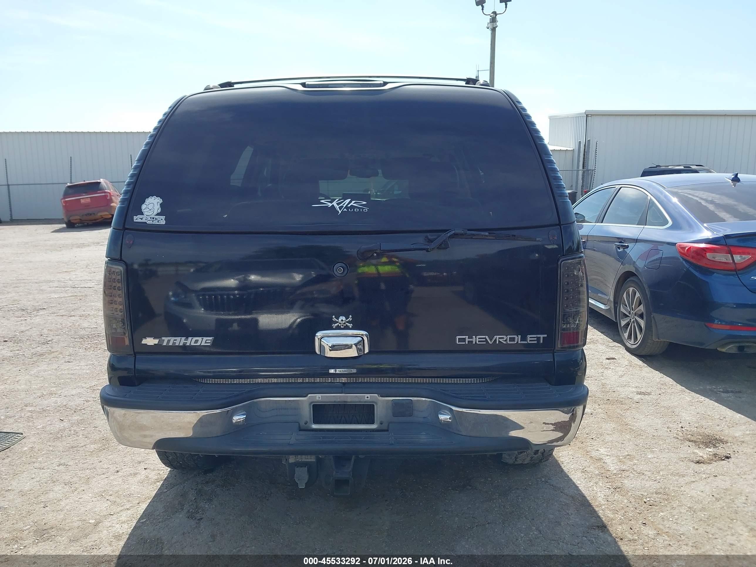 2004 Chevrolet Tahoe Lt Black vin: 1GNEC13Z14R233200