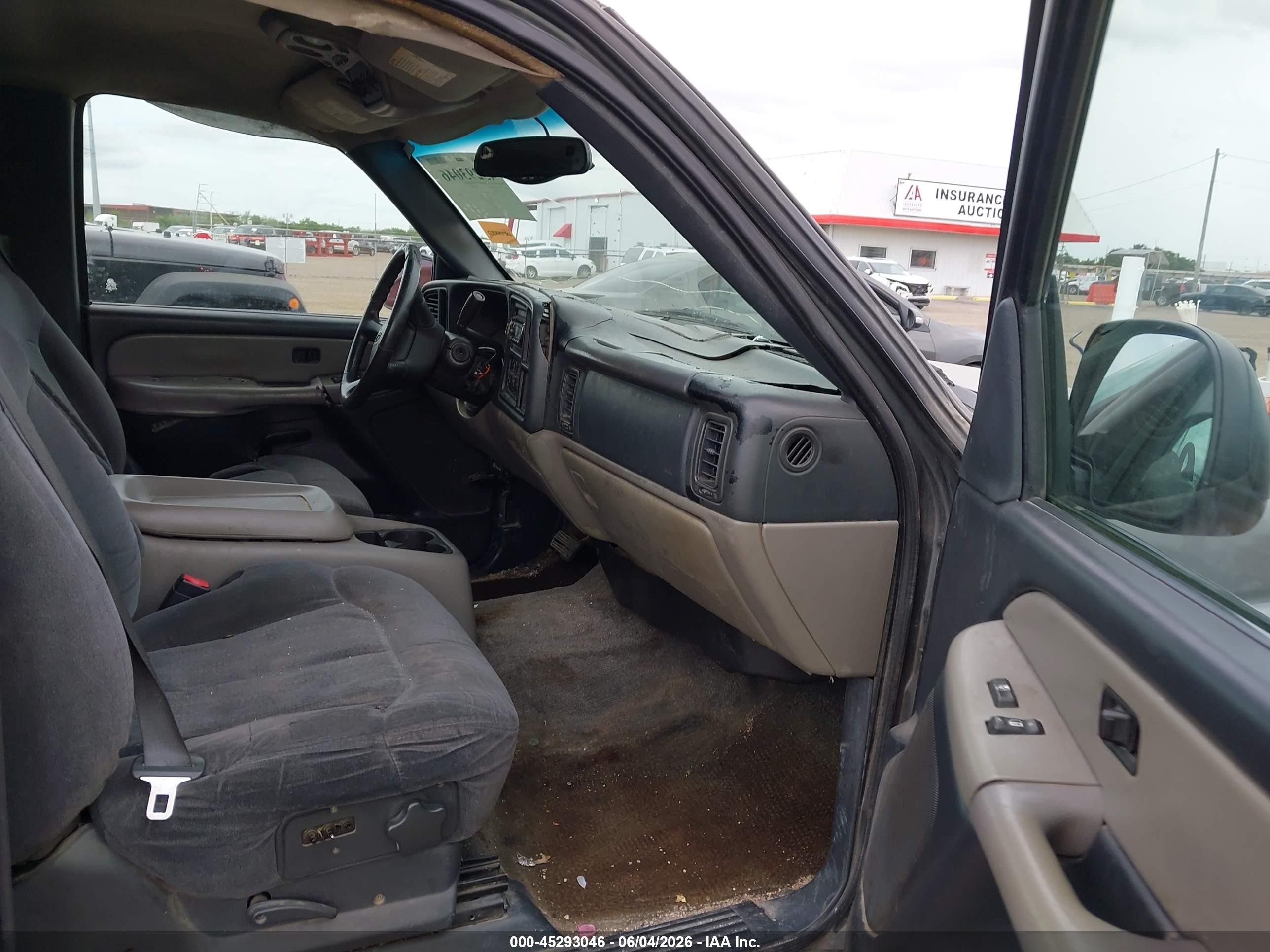 2002 Chevrolet Tahoe Ls Gray vin: 1GNEC13Z32R248388