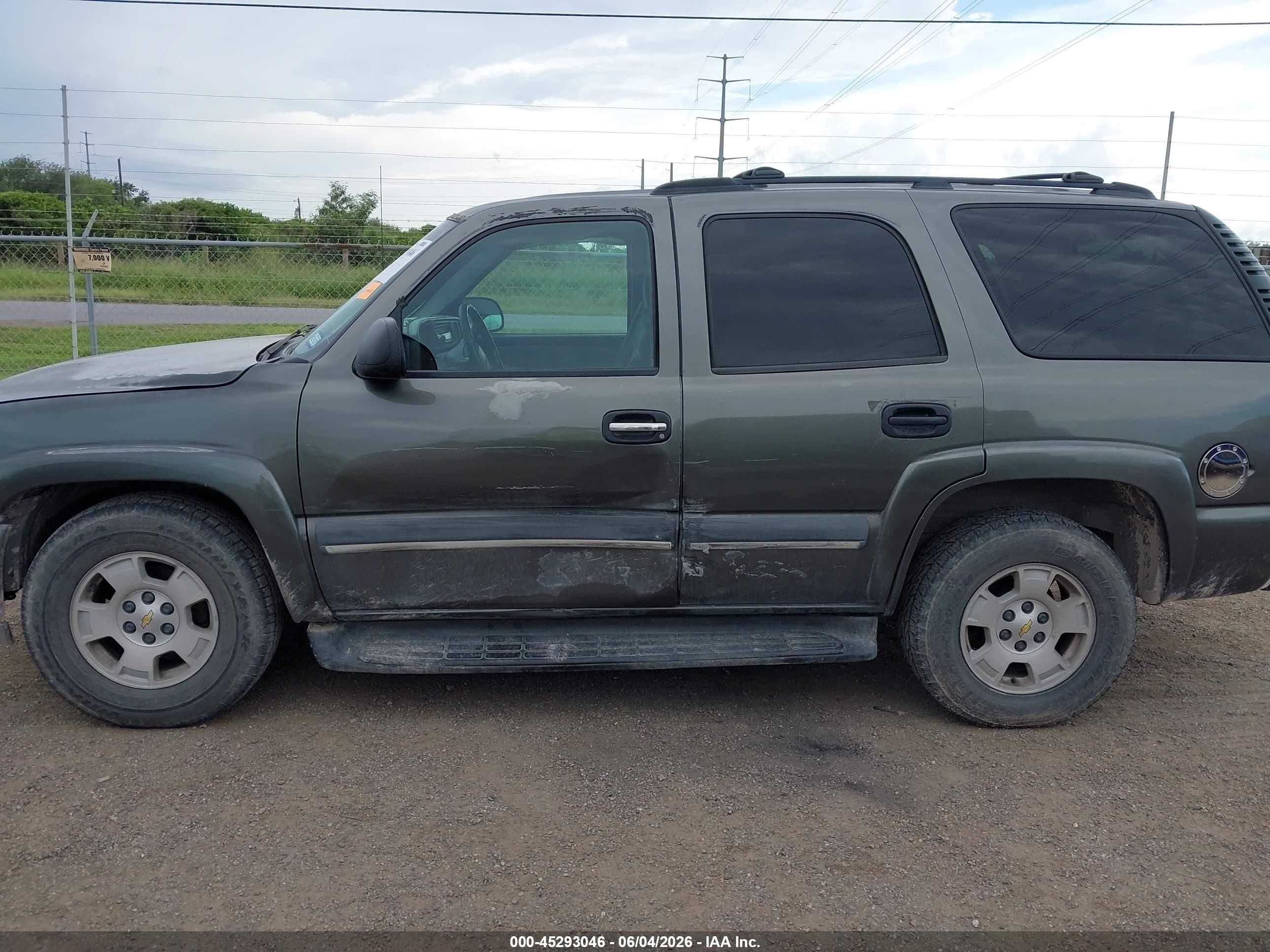 2002 Chevrolet Tahoe Ls Gray vin: 1GNEC13Z32R248388