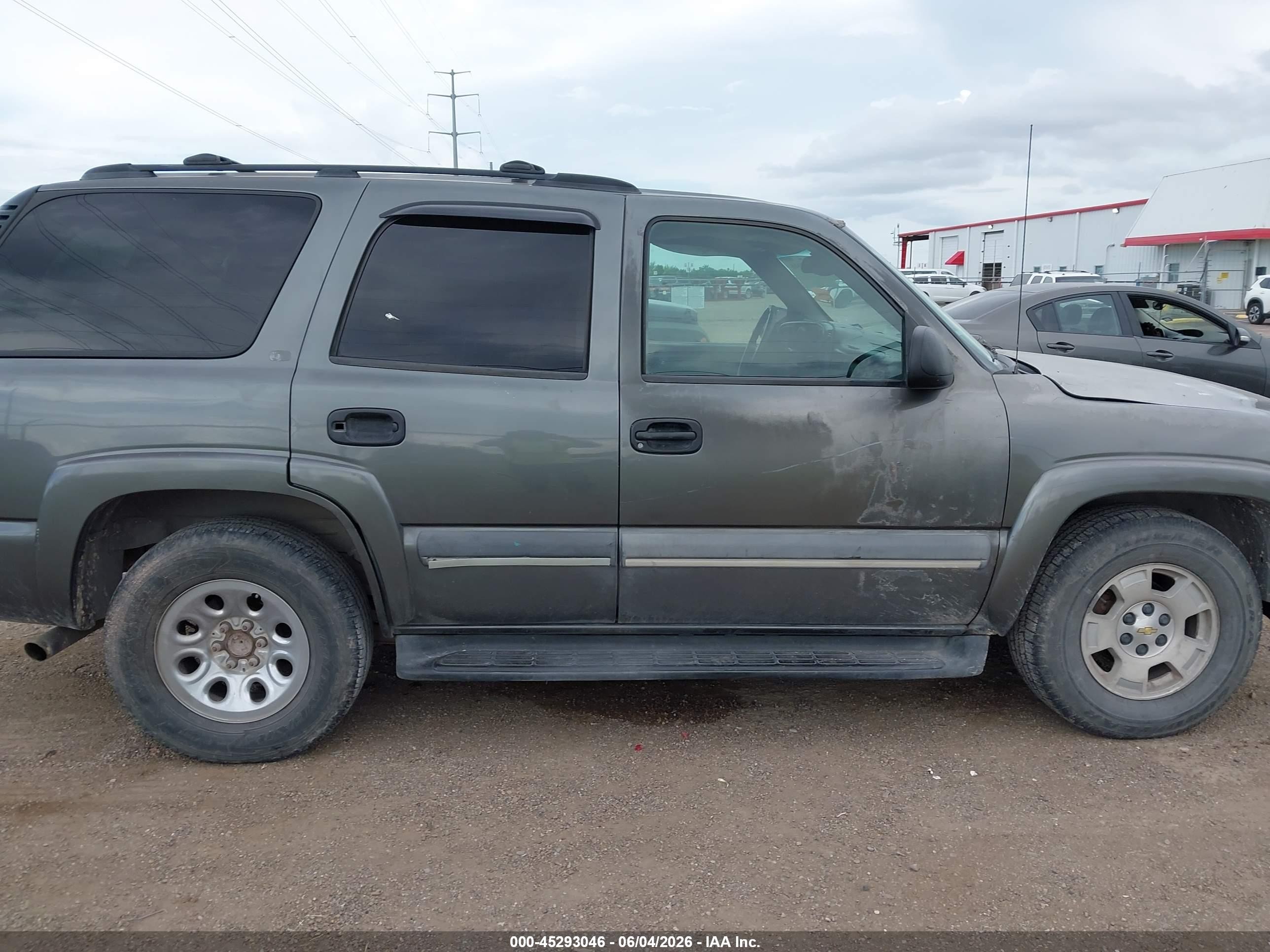 2002 Chevrolet Tahoe Ls Gray vin: 1GNEC13Z32R248388