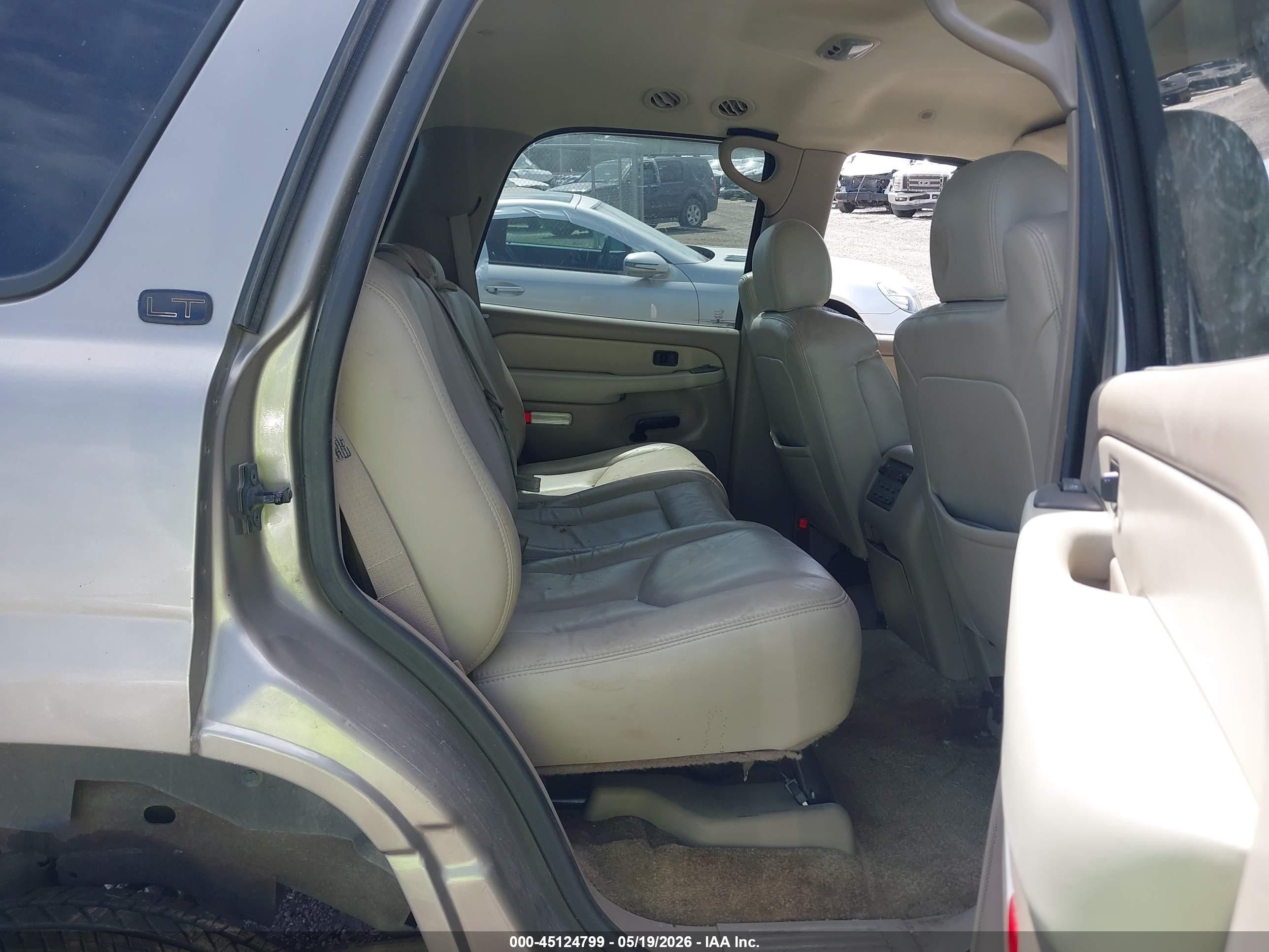 2003 Chevrolet Tahoe Lt Tan vin: 1GNEC13Z33J205038