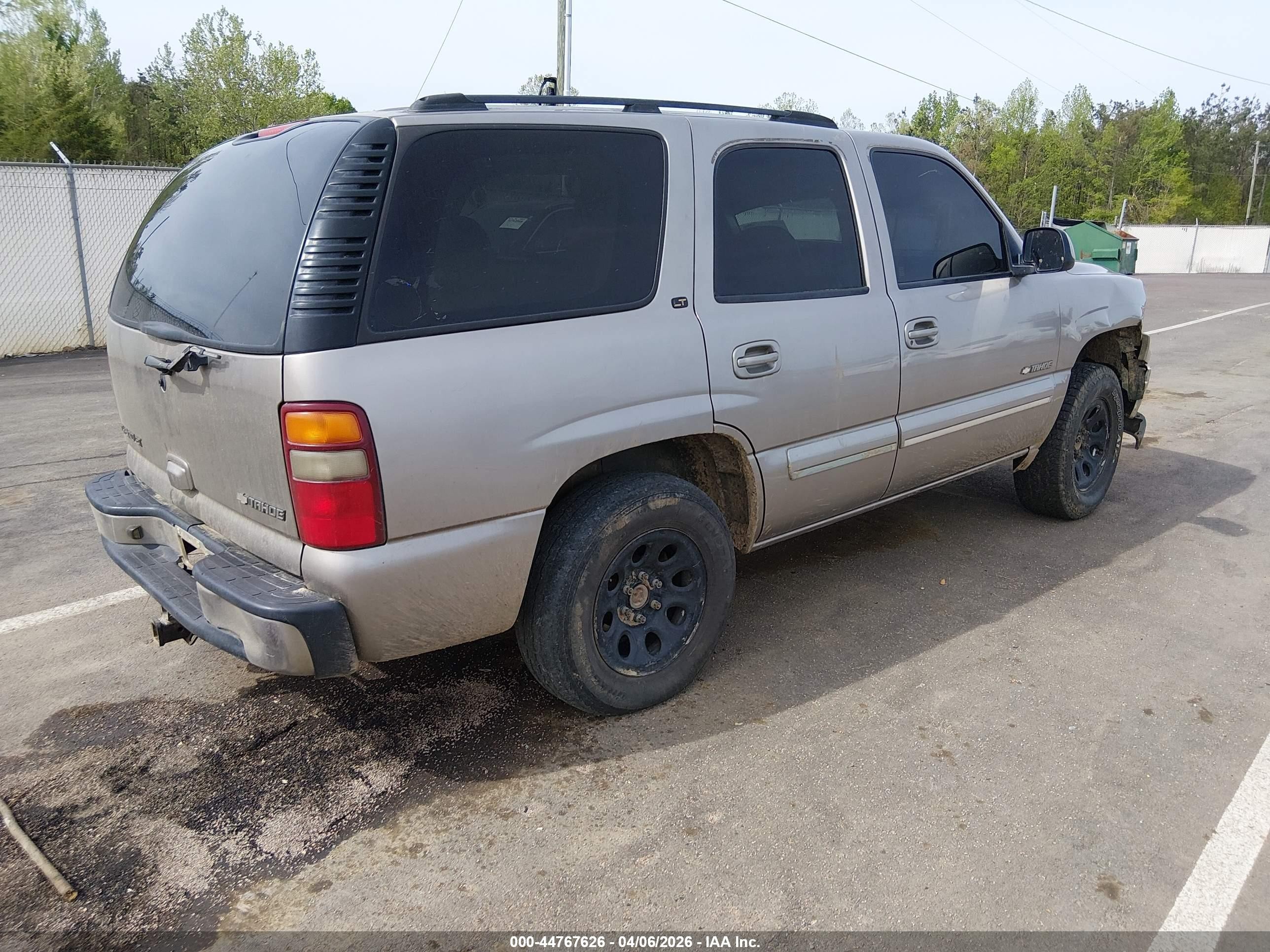 2003 Chevrolet Tahoe Lt Tan vin: 1GNEC13Z33R185942