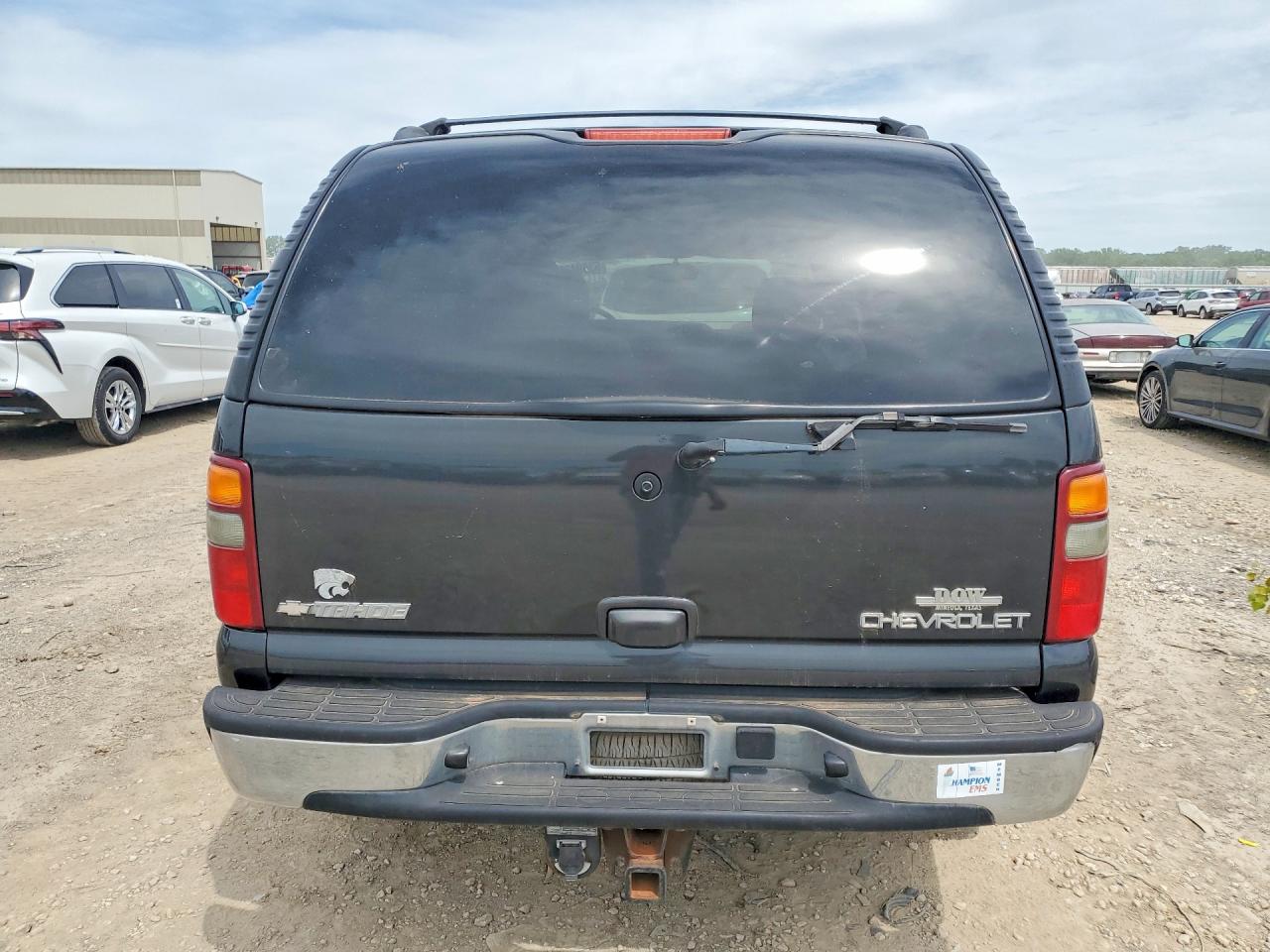 2003 Chevrolet Tahoe C1500 Gray vin: 1GNEC13Z33R221581