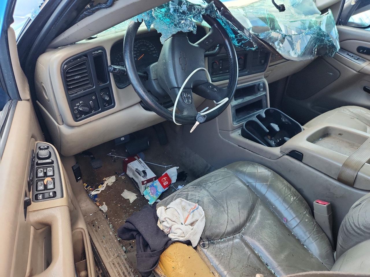 2006 Chevrolet Tahoe C1500 Черный vin: 1GNEC13Z36R135031