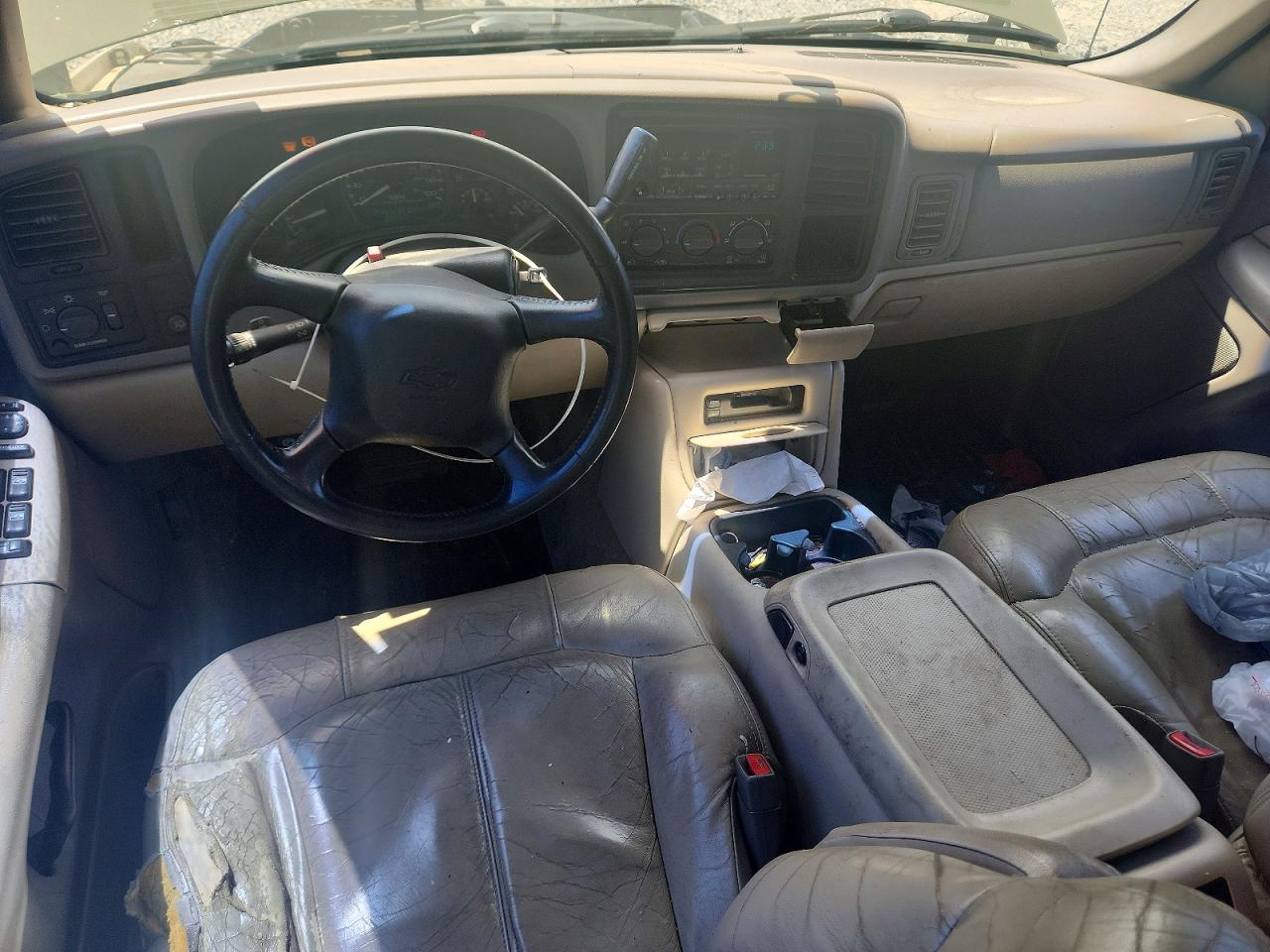 2002 Chevrolet Tahoe C1500 Two Tone vin: 1GNEC13Z42J275243