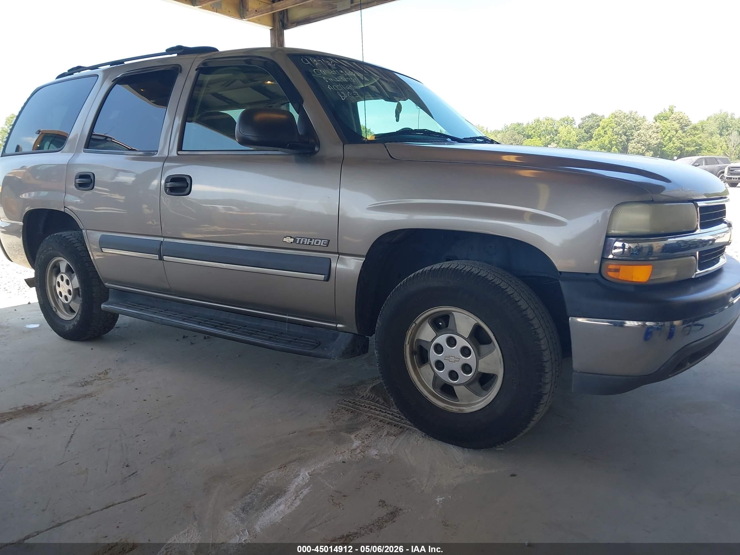 2003 Chevrolet Tahoe Ls Gold vin: 1GNEC13Z43J309781