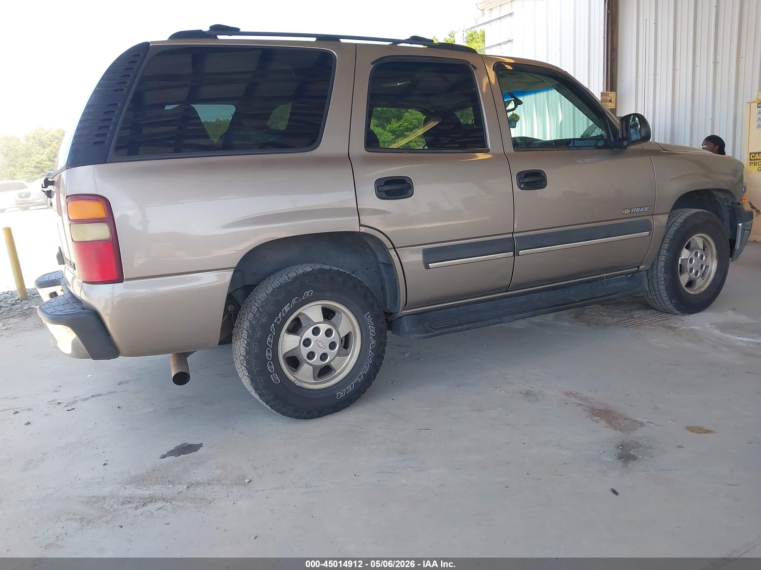 2003 Chevrolet Tahoe Ls Gold vin: 1GNEC13Z43J309781
