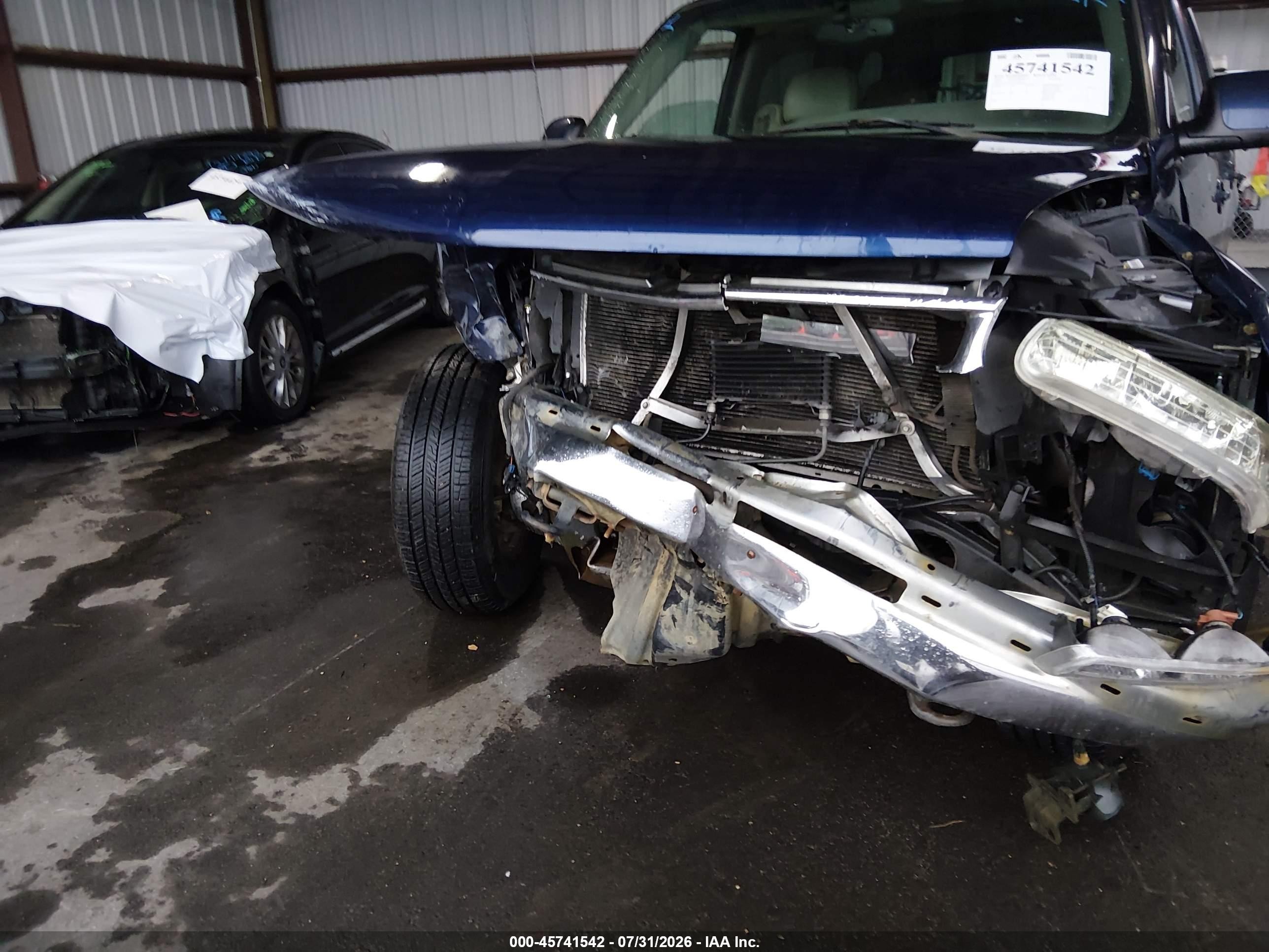 2002 Chevrolet Tahoe Lt Синий vin: 1GNEC13Z52J300215