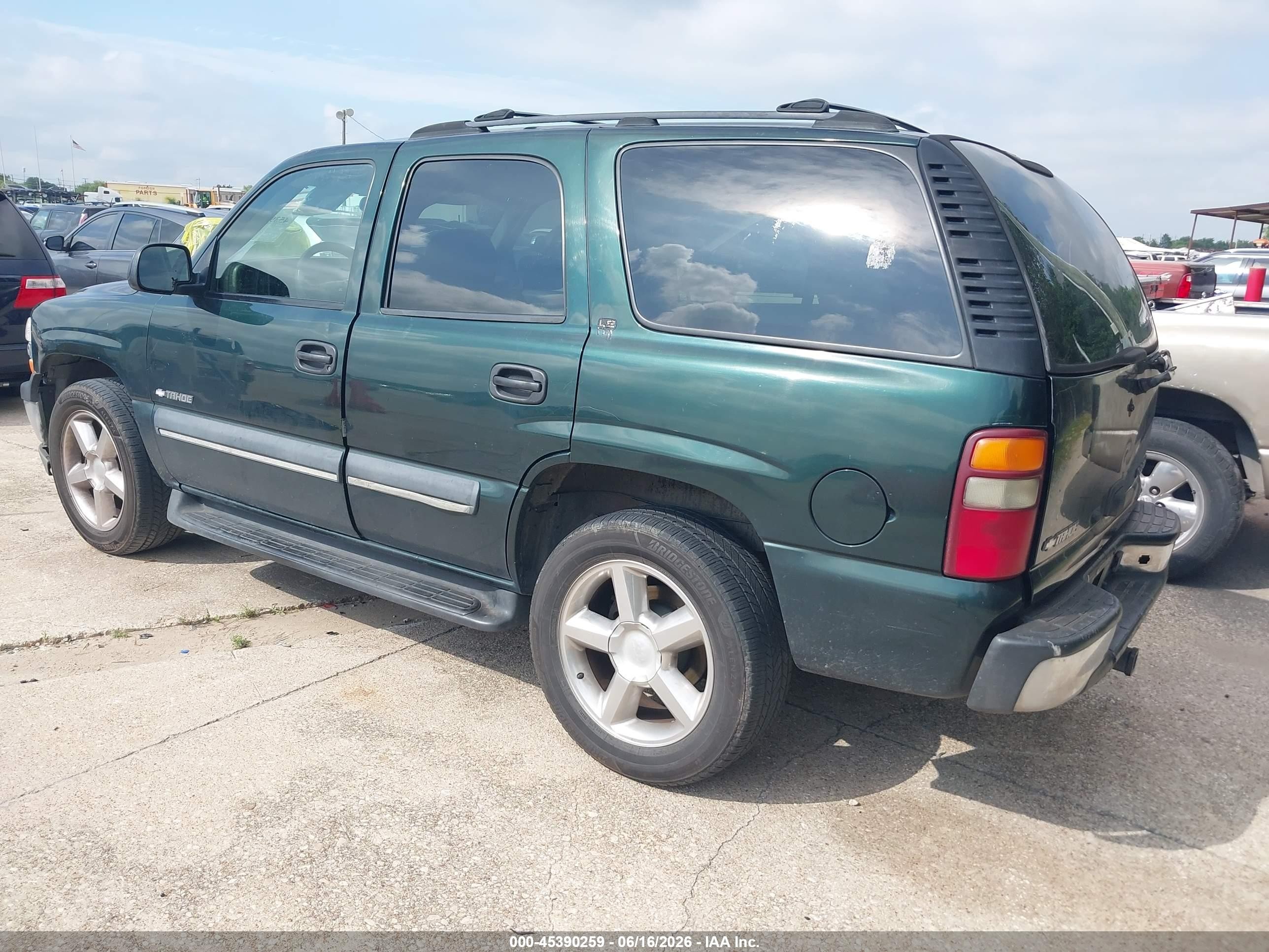 2002 Chevrolet Tahoe Ls Green vin: 1GNEC13Z52R168297