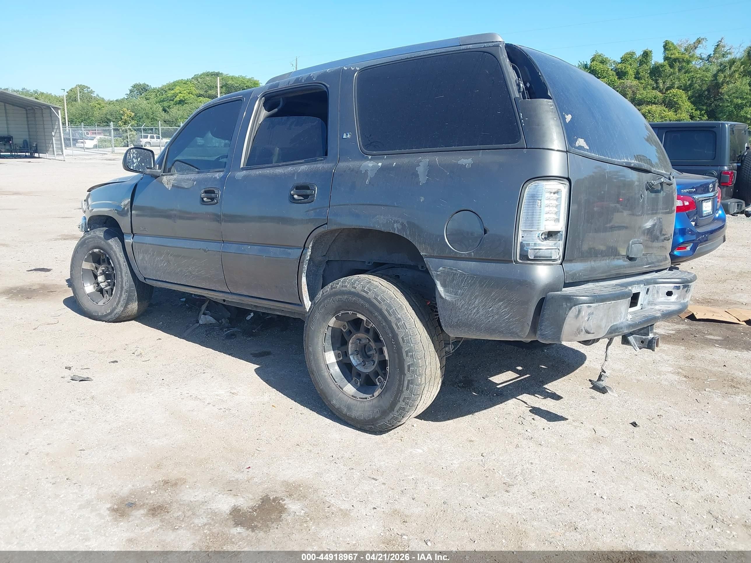 2002 Chevrolet Tahoe Ls Gray vin: 1GNEC13Z52R302919