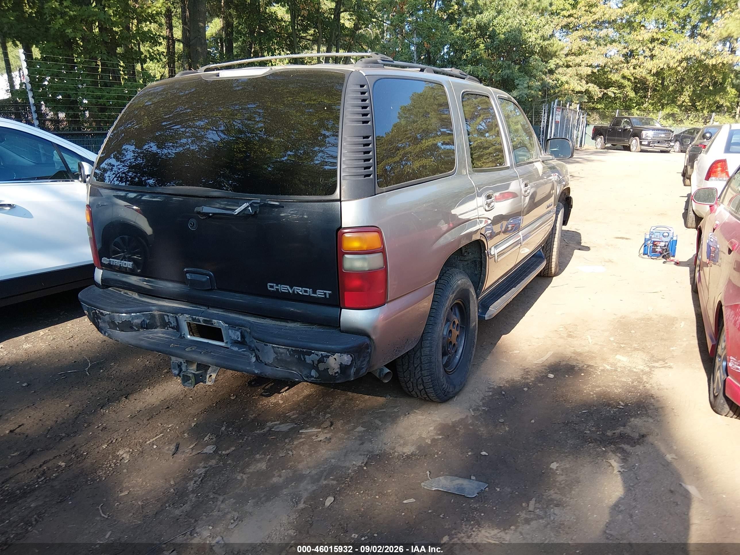 2002 Chevrolet Tahoe Lt Gold vin: 1GNEC13Z52R325973