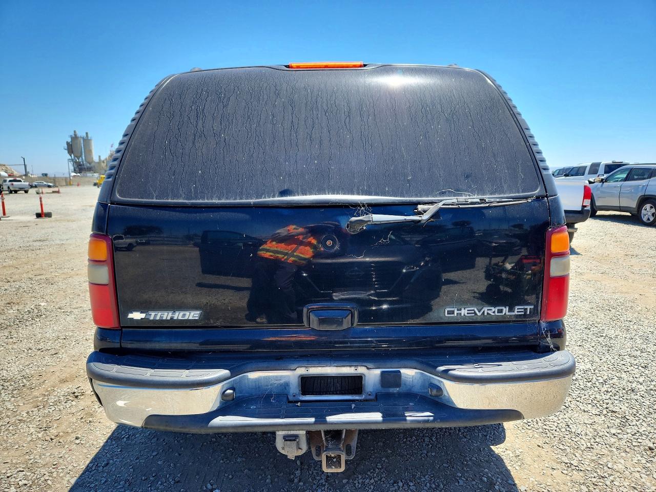 2003 Chevrolet Tahoe C1500 Black vin: 1GNEC13Z53R200344