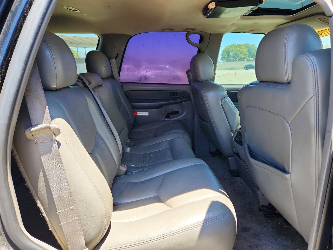 2003 Chevrolet Tahoe C1500 Black vin: 1GNEC13Z53R200344