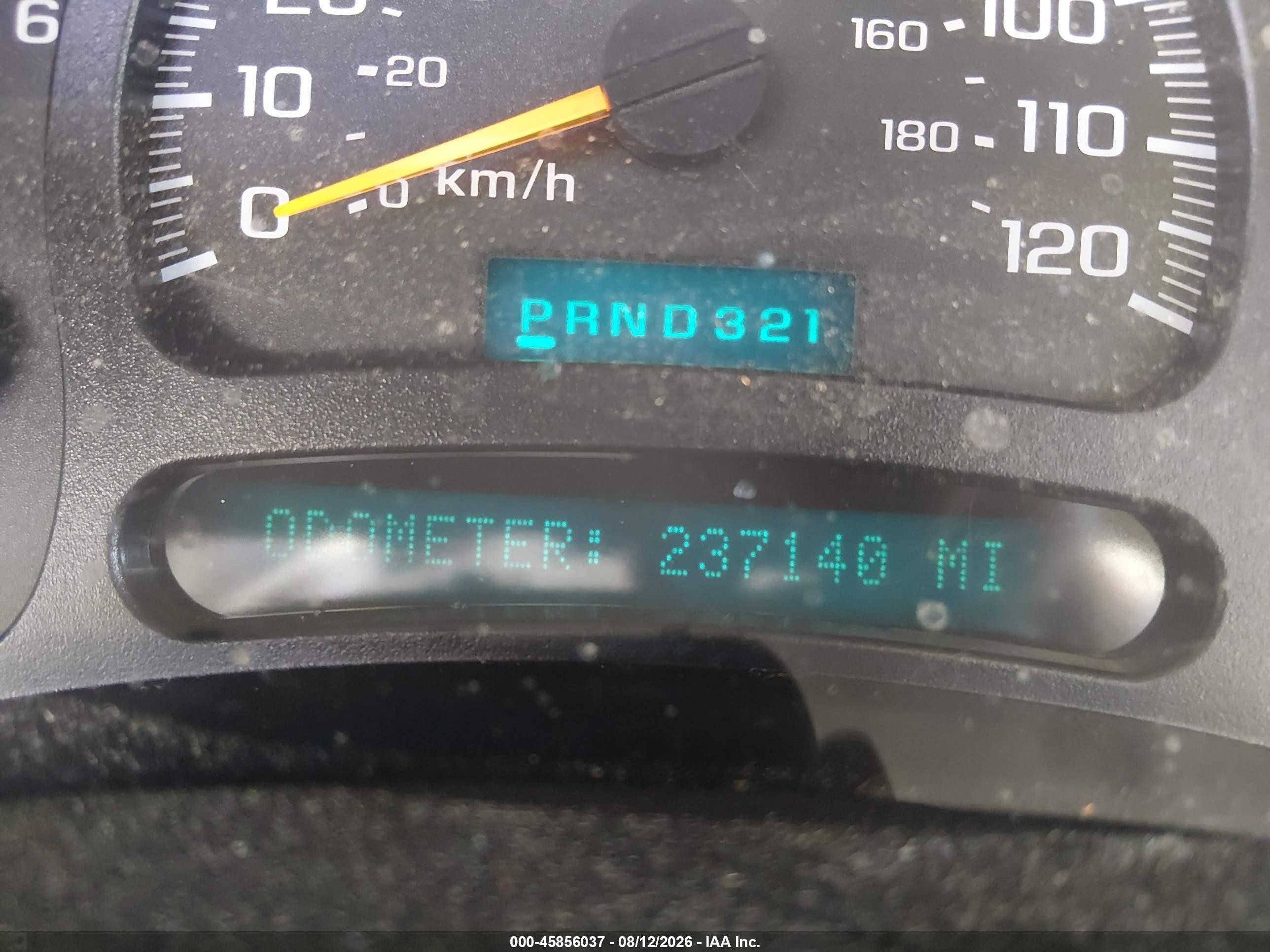 2004 Chevrolet Tahoe Ls Серый vin: 1GNEC13Z54J320158