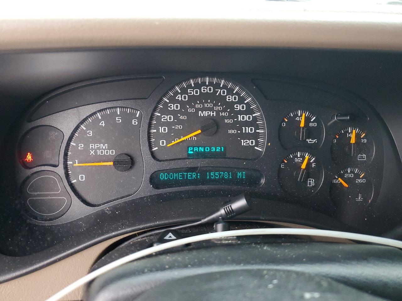 2004 Chevrolet Tahoe C1500 Tan vin: 1GNEC13Z64J135486
