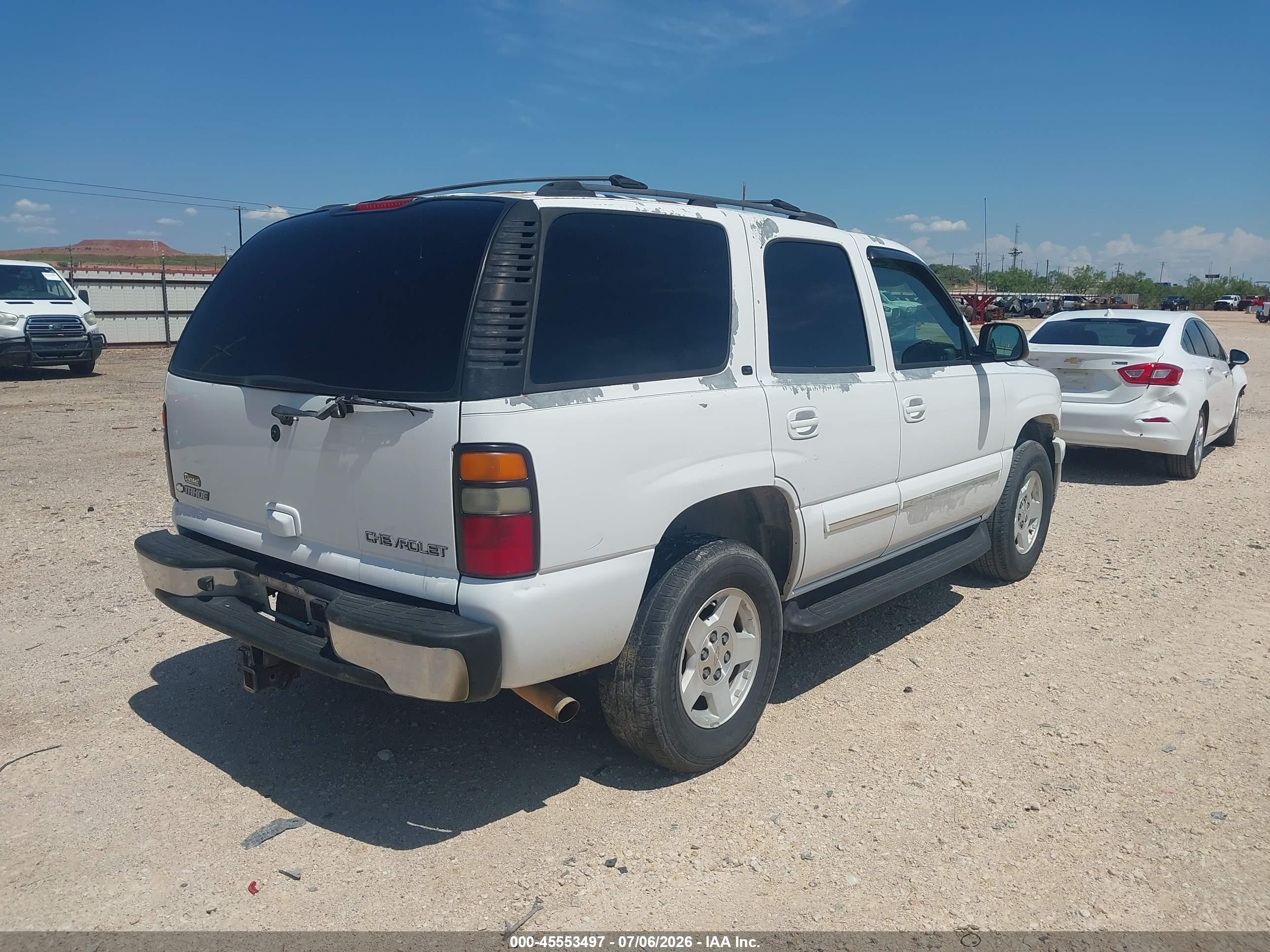 2004 Chevrolet Tahoe Lt White vin: 1GNEC13Z64J169461