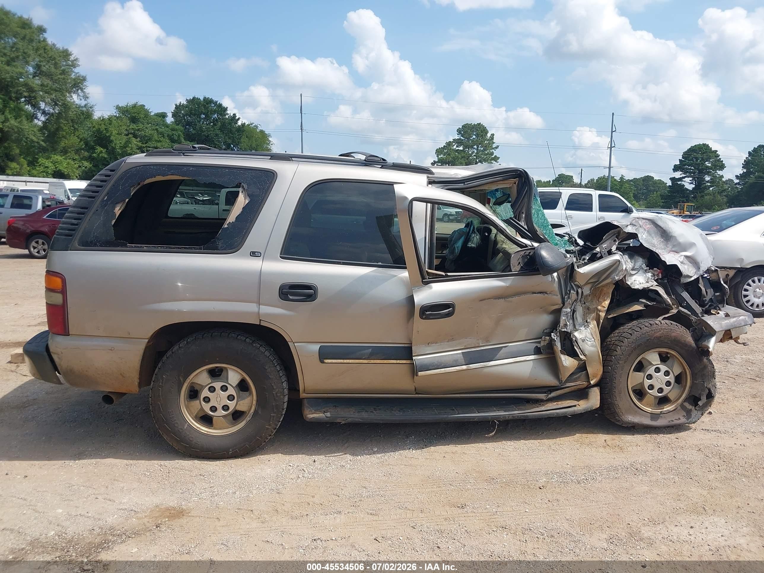 2002 Chevrolet Tahoe Ls Tan vin: 1GNEC13Z72R267543