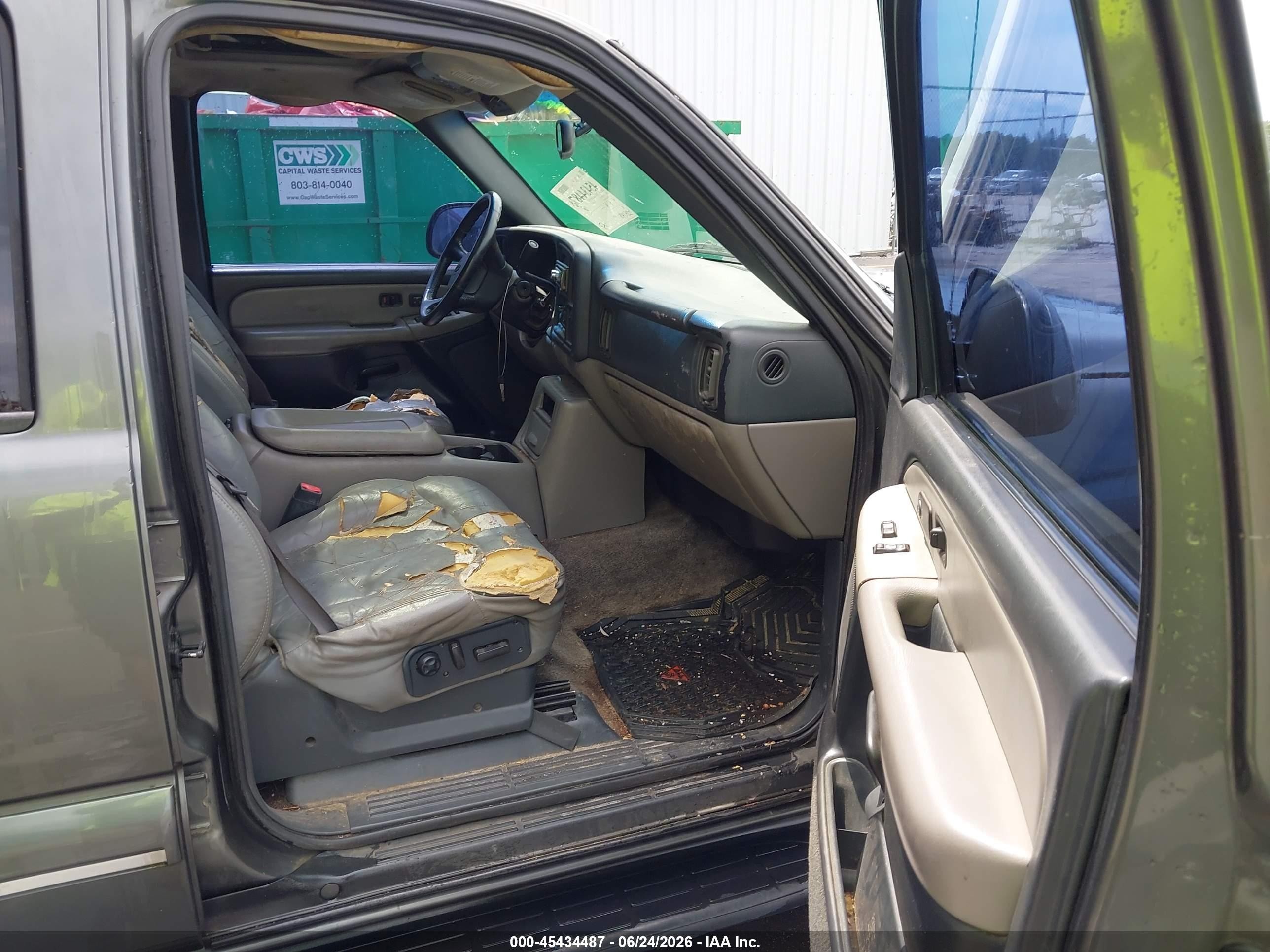 2002 Chevrolet Tahoe Lt Gray vin: 1GNEC13Z72R268417