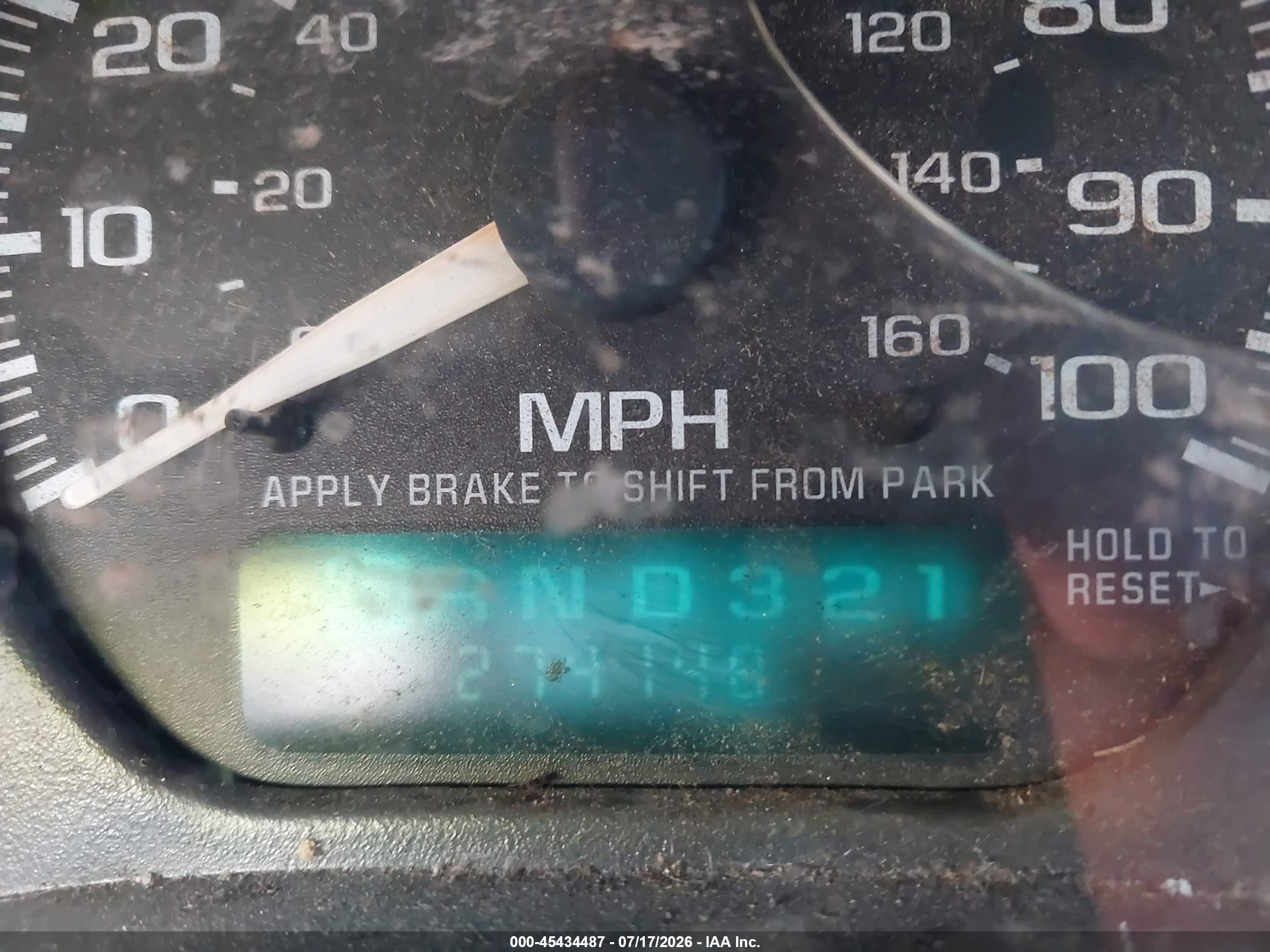 2002 Chevrolet Tahoe Lt Gray vin: 1GNEC13Z72R268417