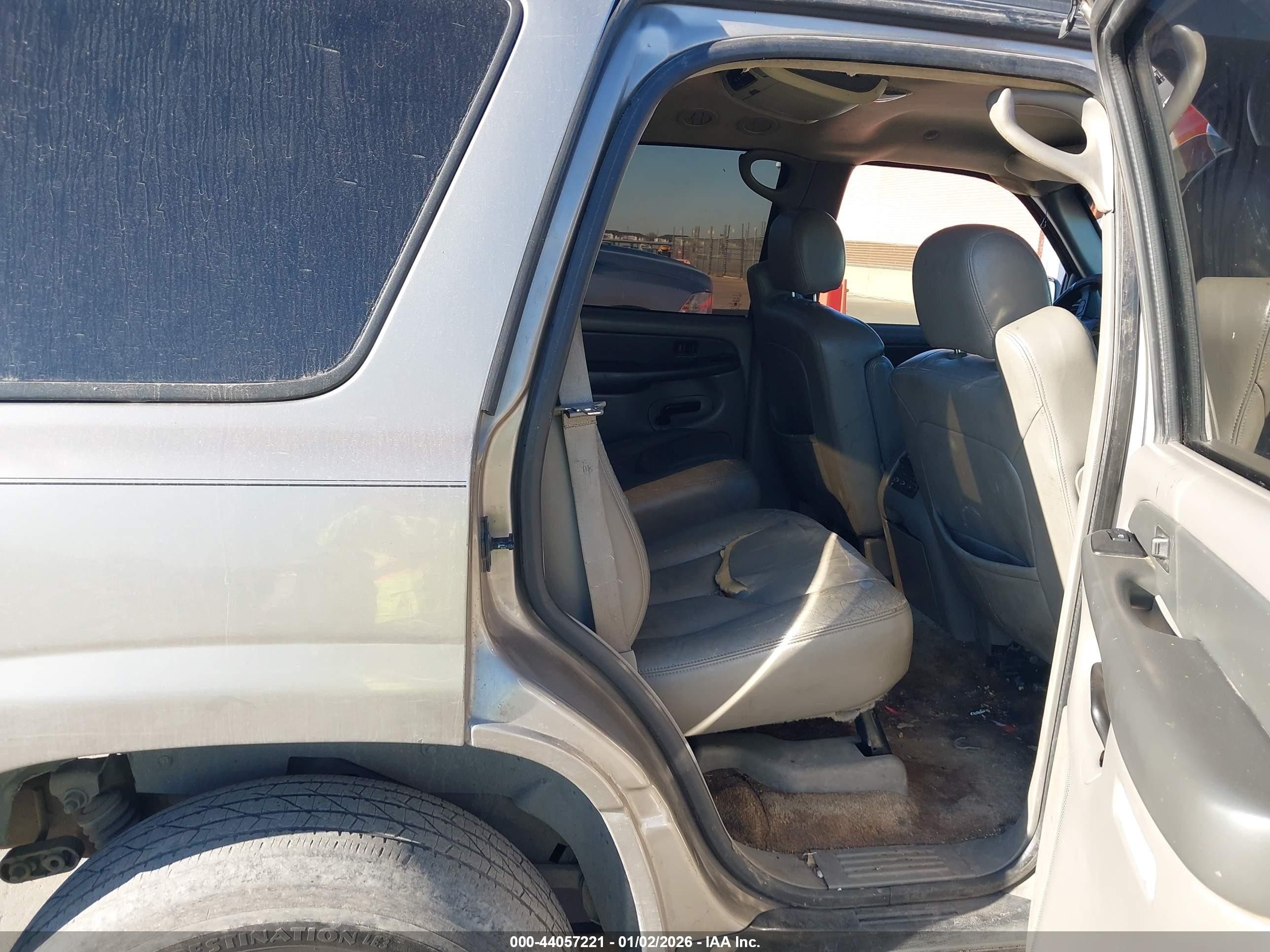 2003 Chevrolet Tahoe Lt Pewter vin: 1GNEC13Z73R110189